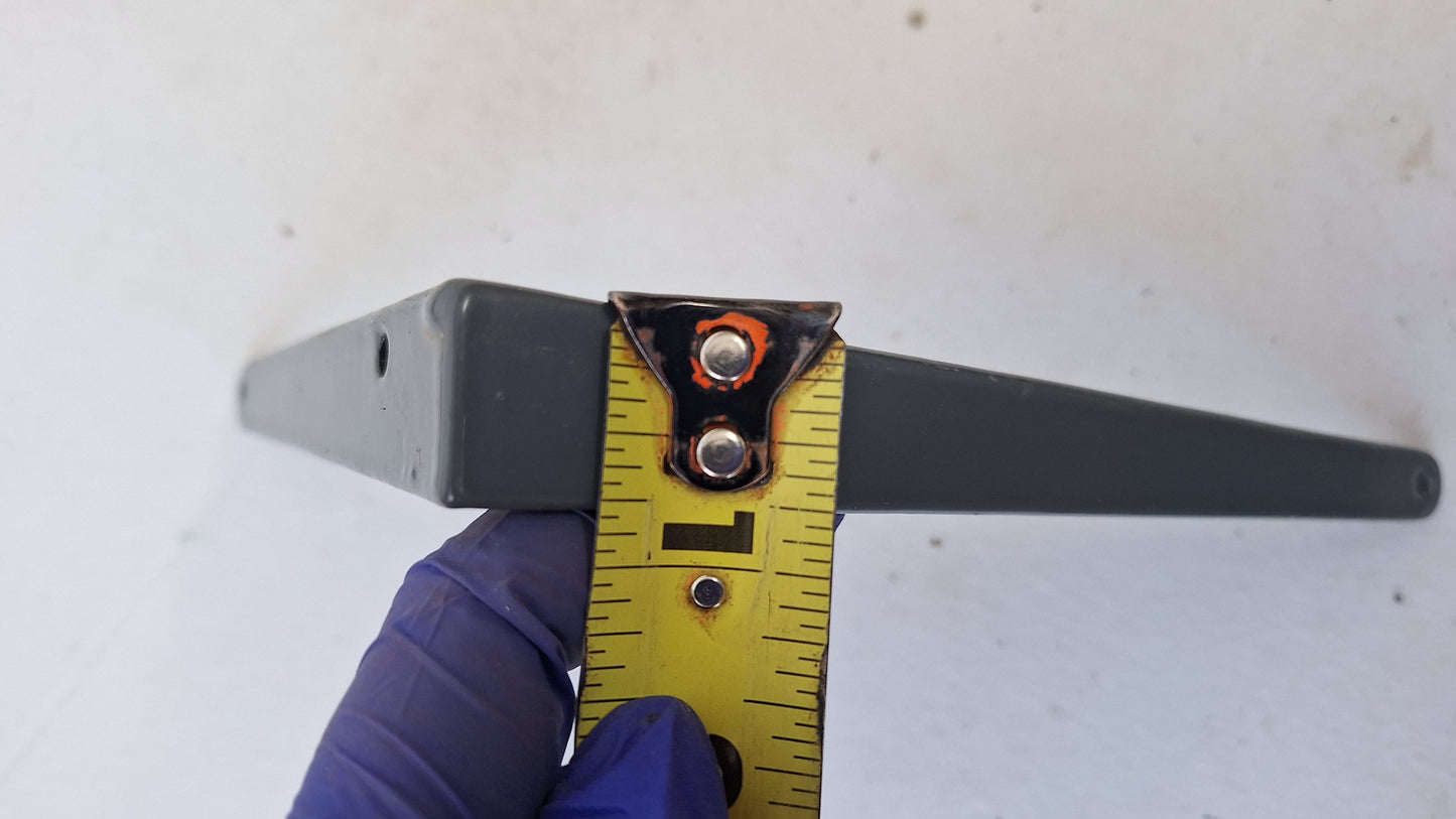 Two 5 x 7 Cast Iron Shelf Brackets, Antique Iron Shelf Supports