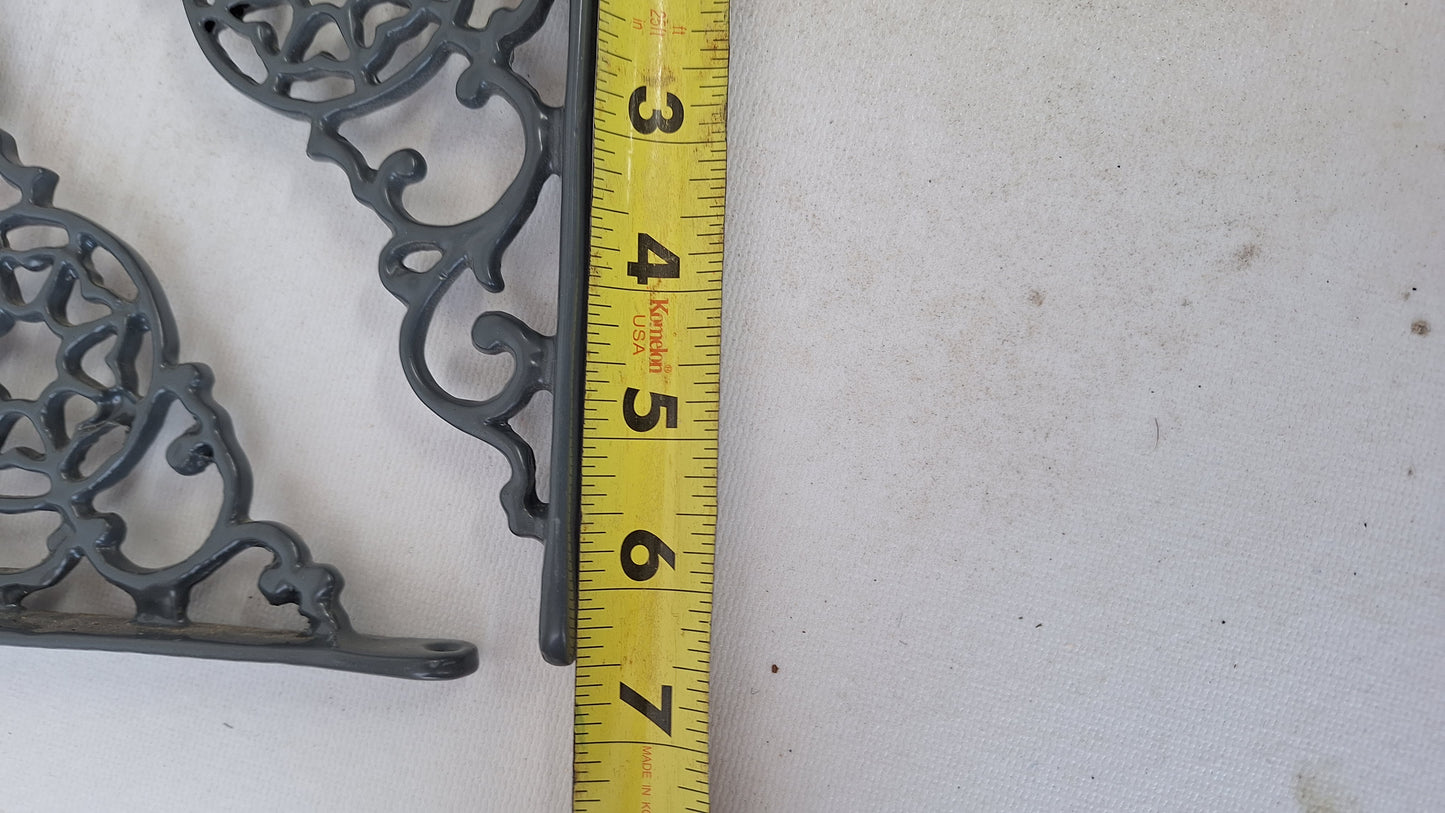 Two 5 x 7 Cast Iron Shelf Brackets, Antique Iron Shelf Supports