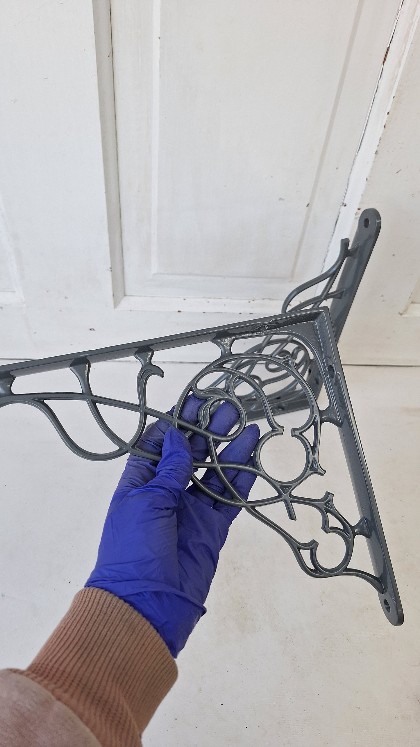 8 x 10 Antique Iron Shelf Brackets, Floral Design Victorian Shelf Supports