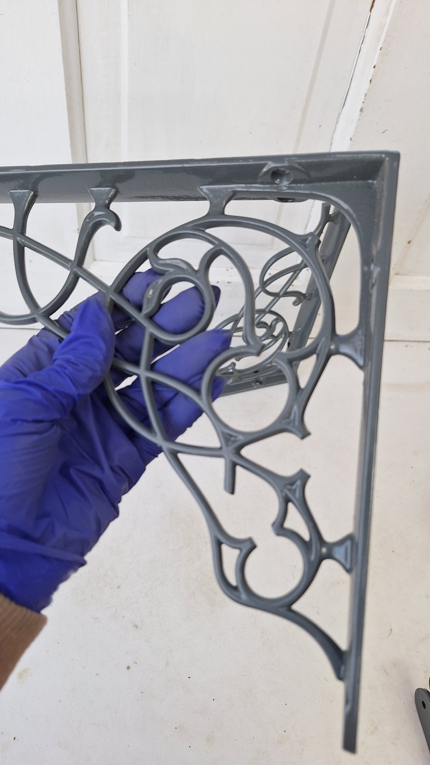 8 x 10 Antique Iron Shelf Brackets, Floral Design Victorian Shelf Supports