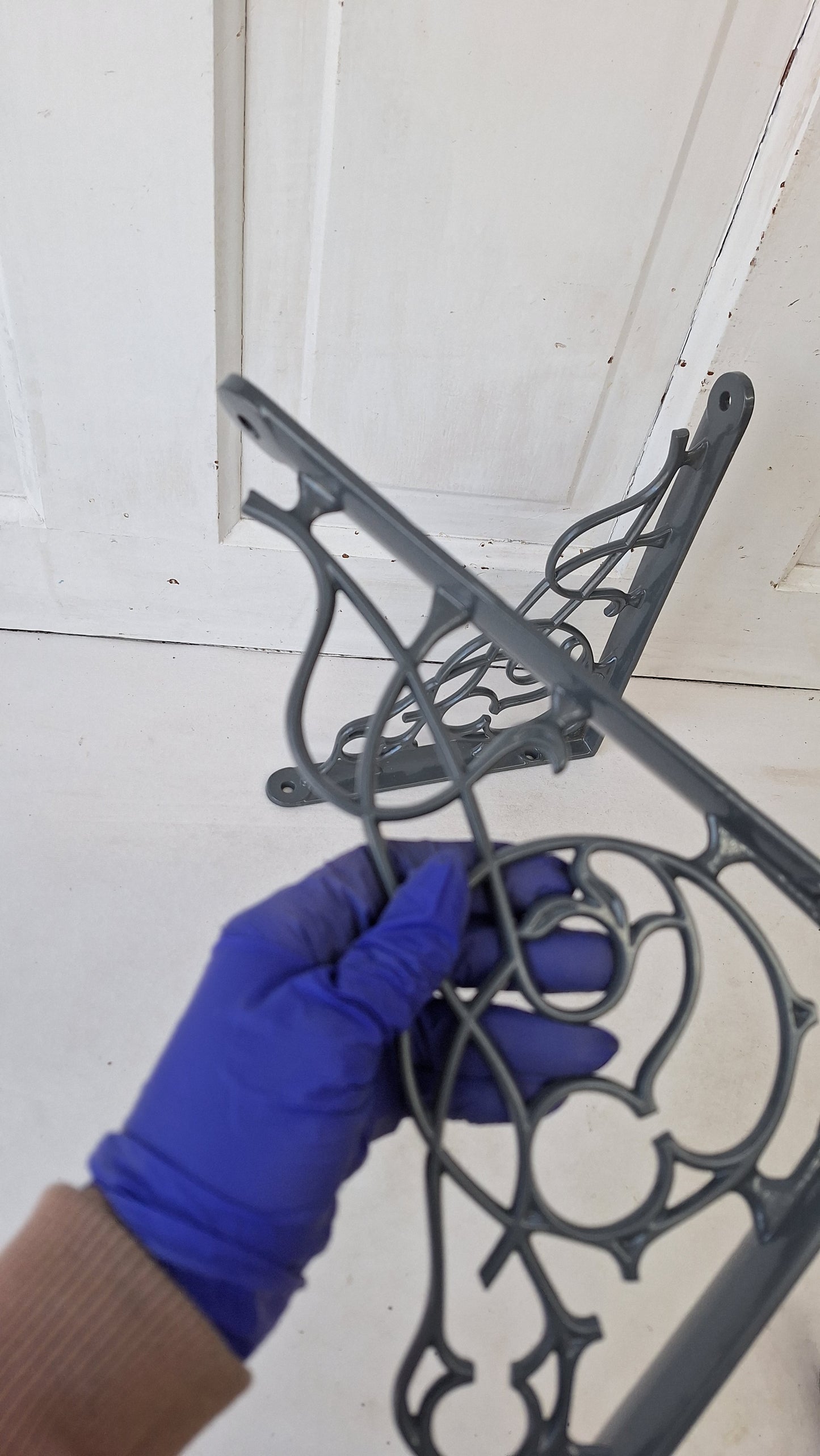 8 x 10 Antique Iron Shelf Brackets, Floral Design Victorian Shelf Supports