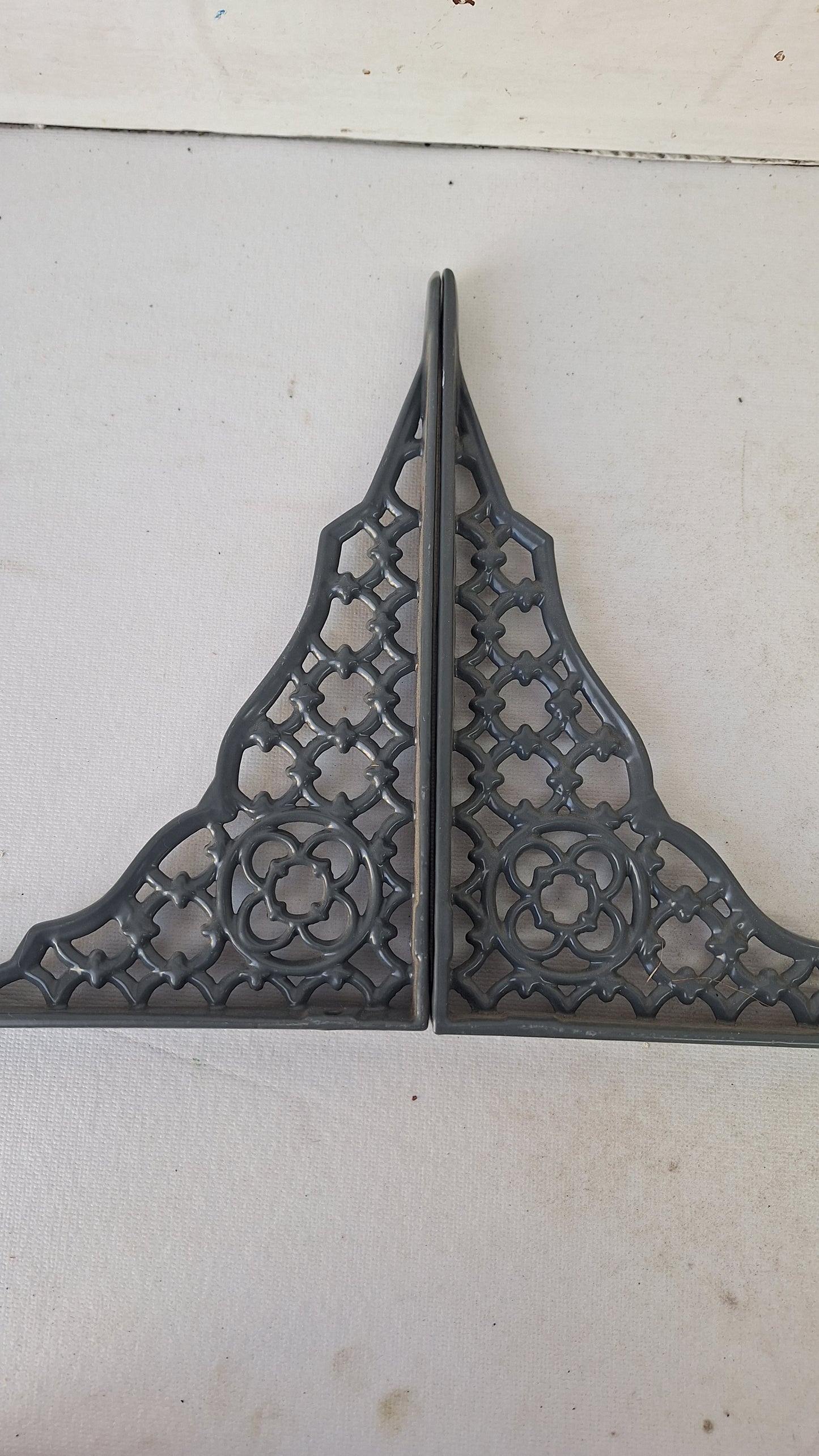 7 x 9 Antique Iron Shelf Brackets, Floral Design Victorian Shelf Supports