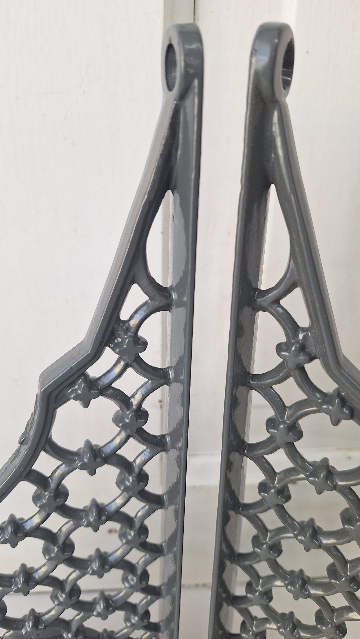 9 x 12 Antique Iron Shelf Brackets, Floral Design Victorian Shelf Supports