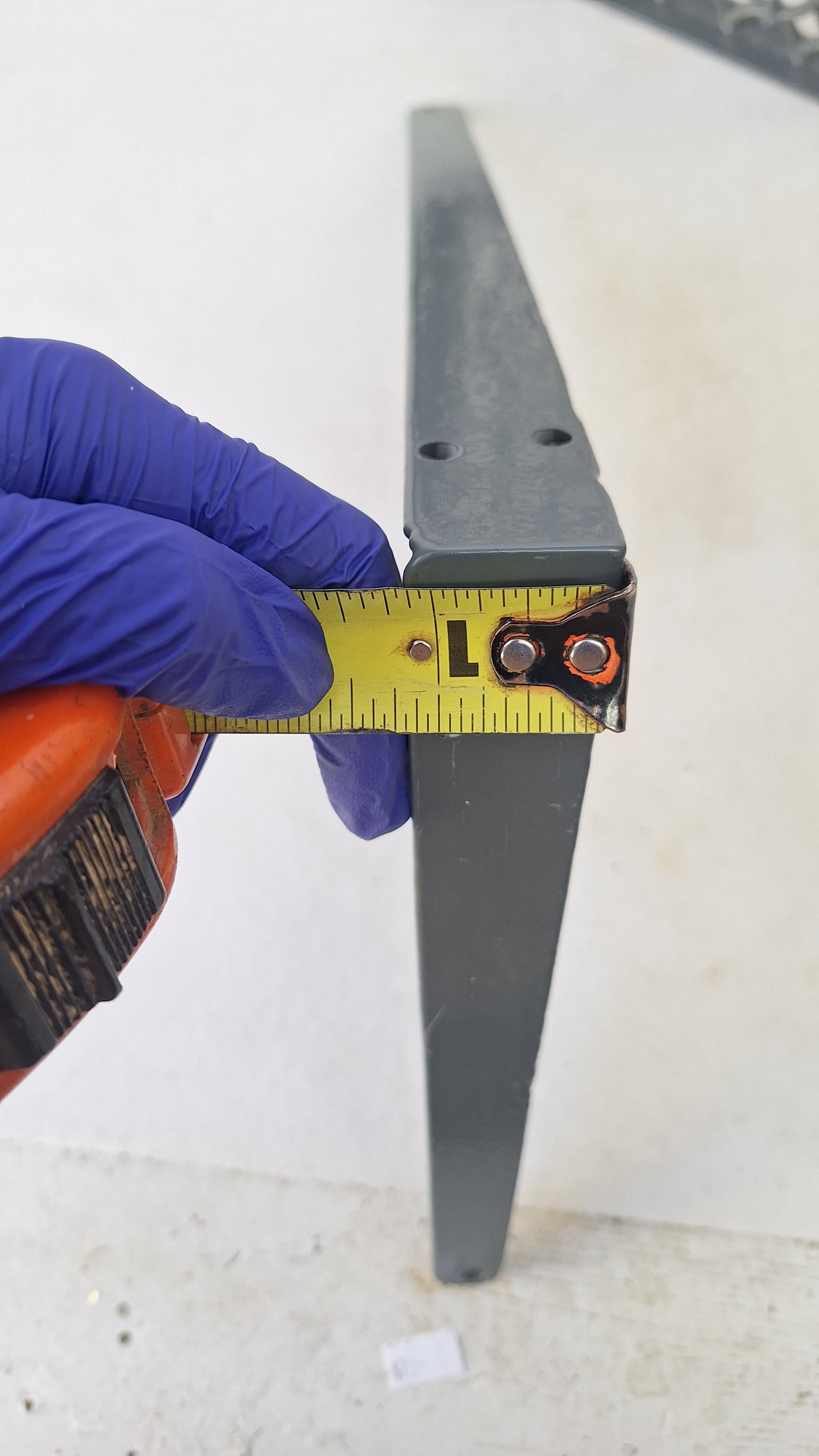 9 x 12 Antique Iron Shelf Brackets, Floral Design Victorian Shelf Supports