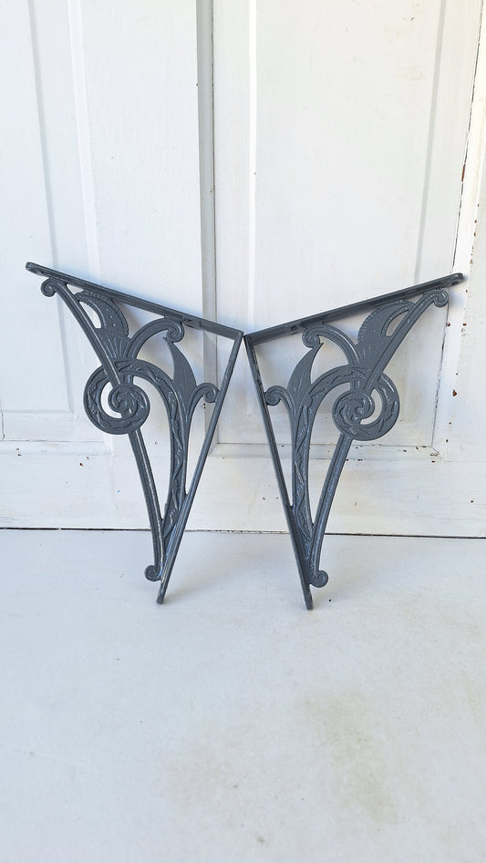 8 x 10 Victorian Eastlake Shelf Brackets, Antique Iron Shelf Supports