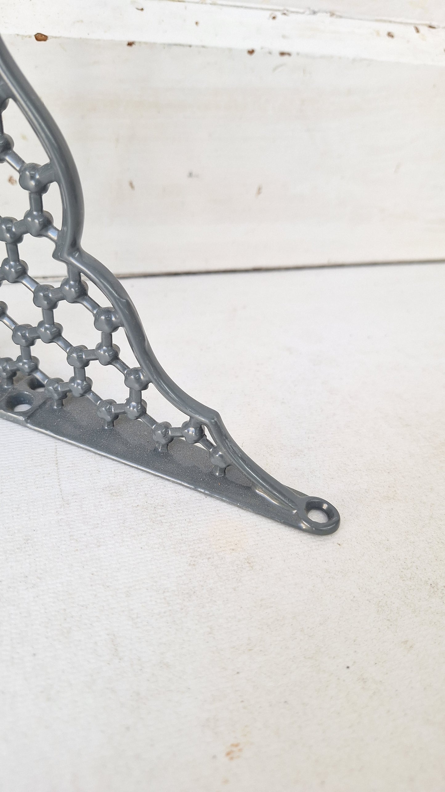 Pair of 5 x 7 Cast Iron Shelf Brackets, Antique Iron Shelf Supports