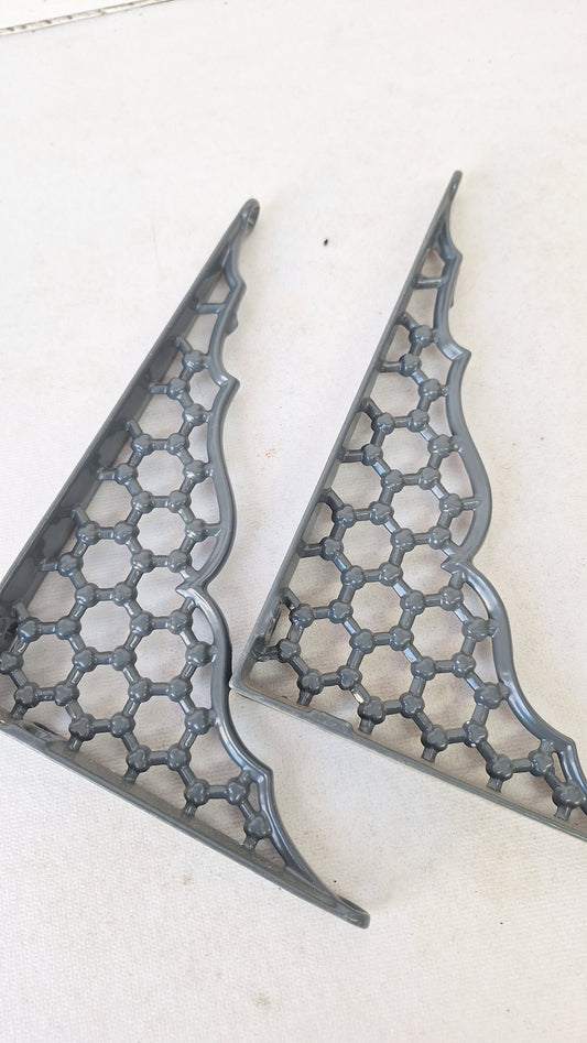 Pair of 5 x 7 Cast Iron Shelf Brackets, Antique Iron Shelf Supports