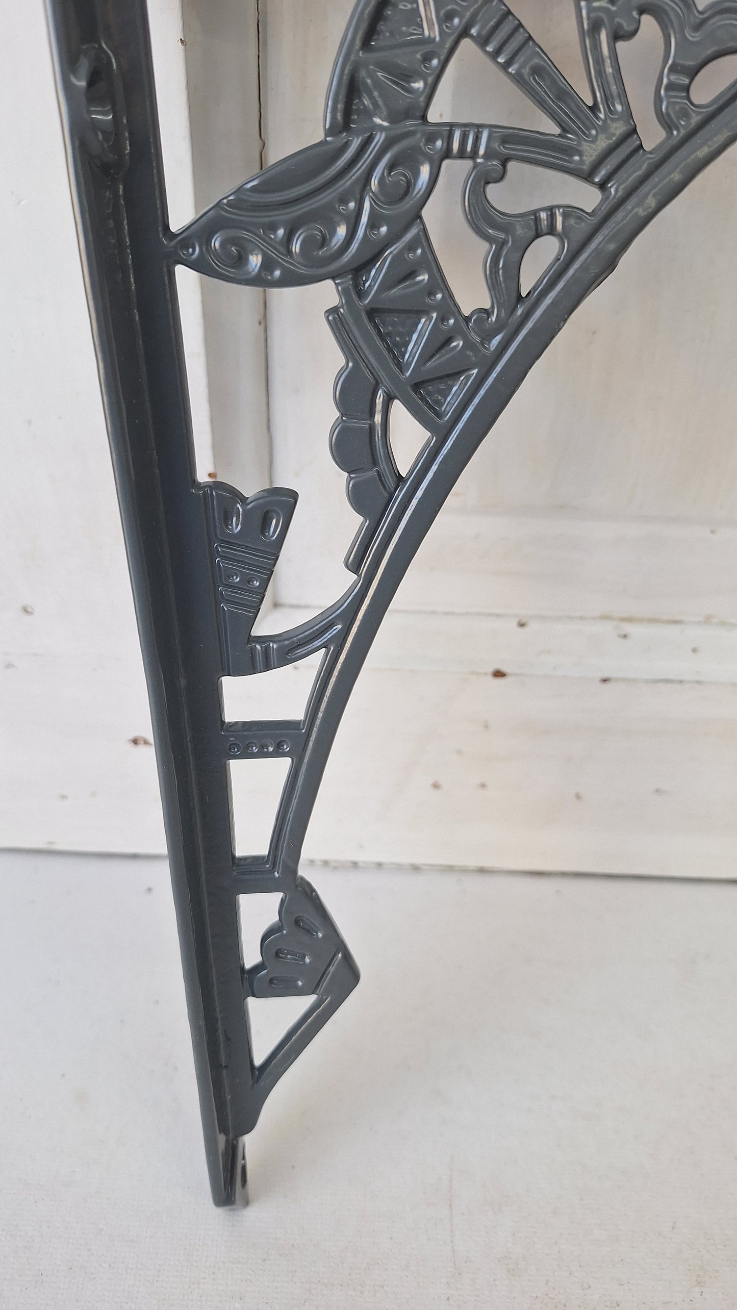 One Eastlake Design Bracket, Antique Cast Iron Shelf Support