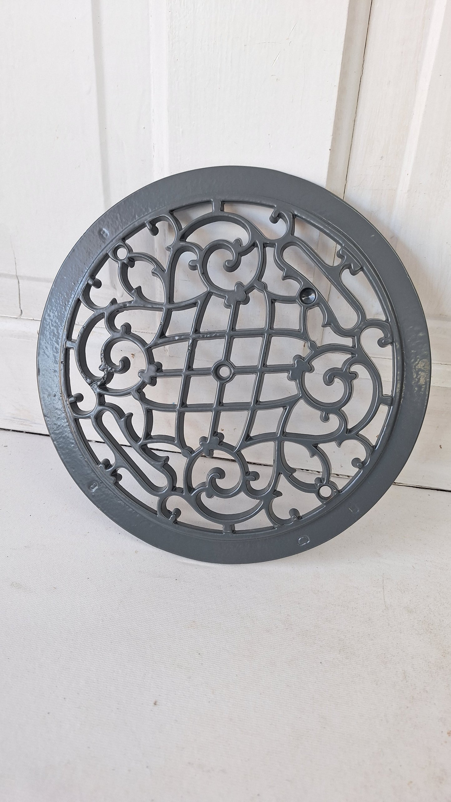 10" Round Antique Vent Cover, Circle Cast Iron Register Grate
