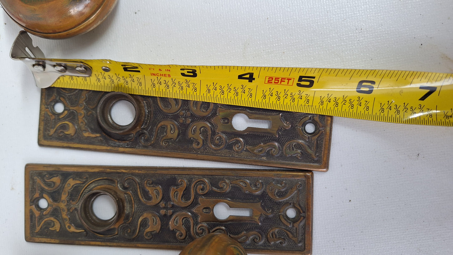 Antique Scroll Design Door Hardware, Fancy Doorknob and Backplate Set