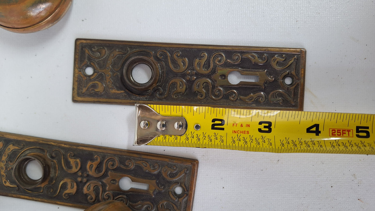 Antique Scroll Design Door Hardware, Fancy Doorknob and Backplate Set