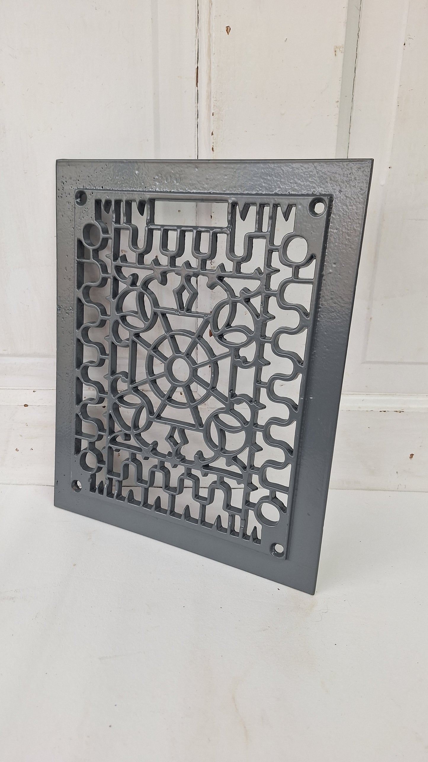 10 x 12 Ornate Design Vent Cover, Vintage Cast Iron Register