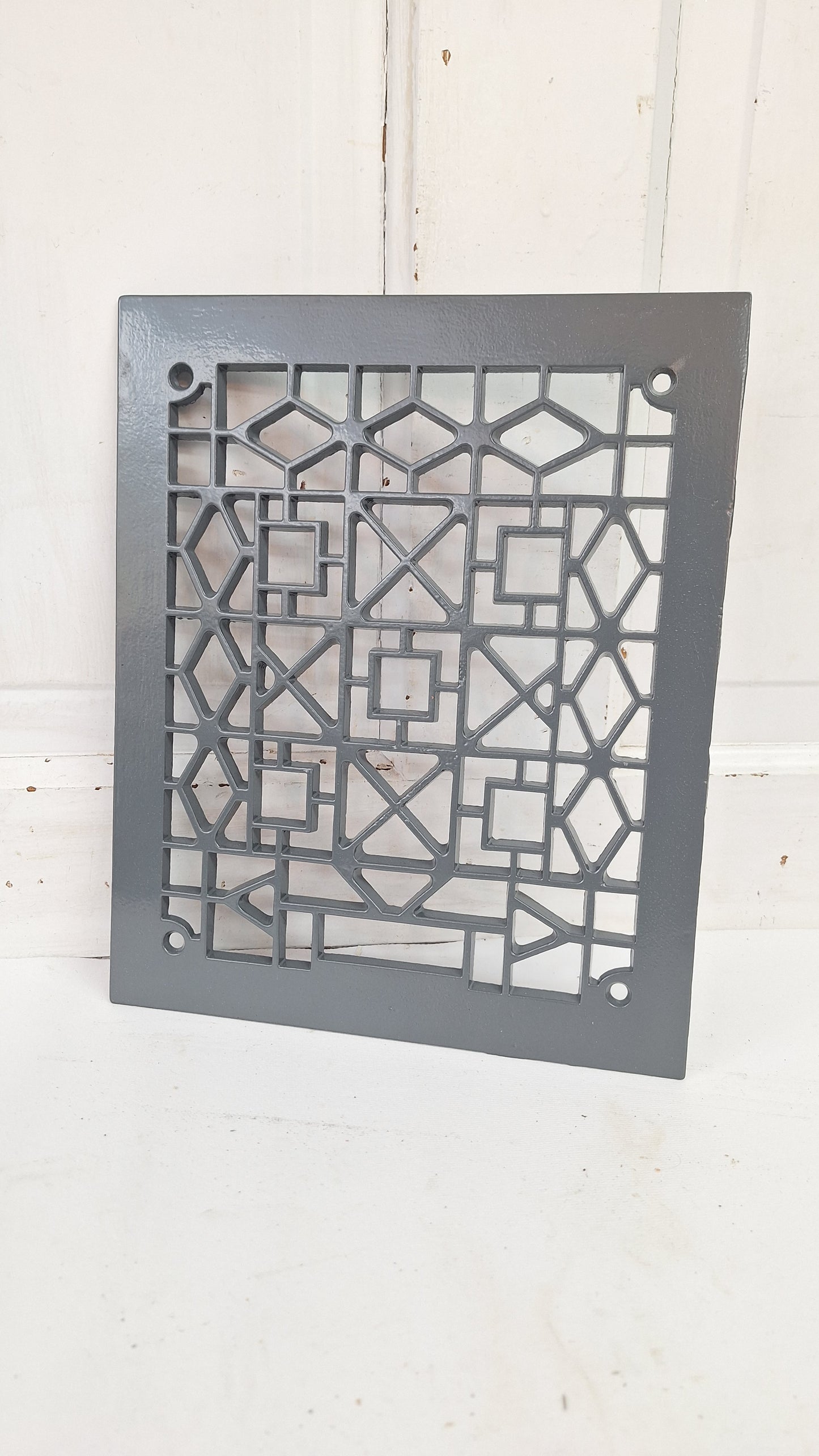 Antique Iron Vent Grate Cover: Decorative Geometric Design (10 x 12 inches)