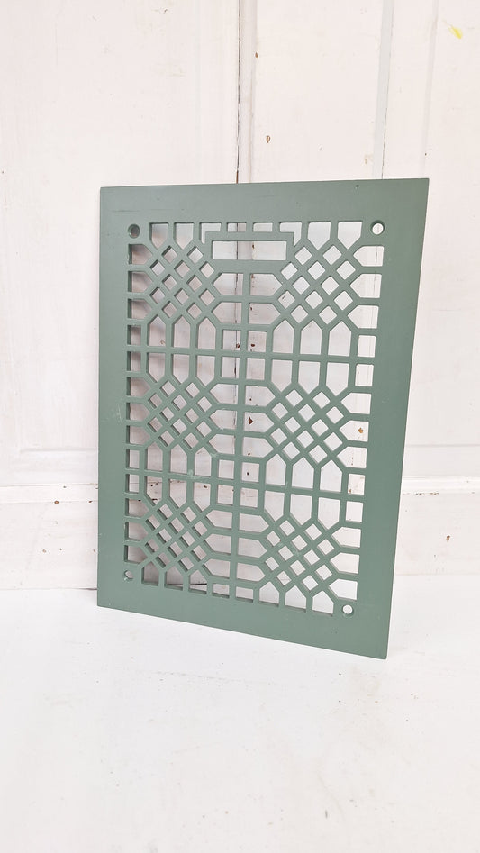 Antique Lattice Pattern 14 x 10 Ornate Floor Grate, Antique Iron Vent Cover