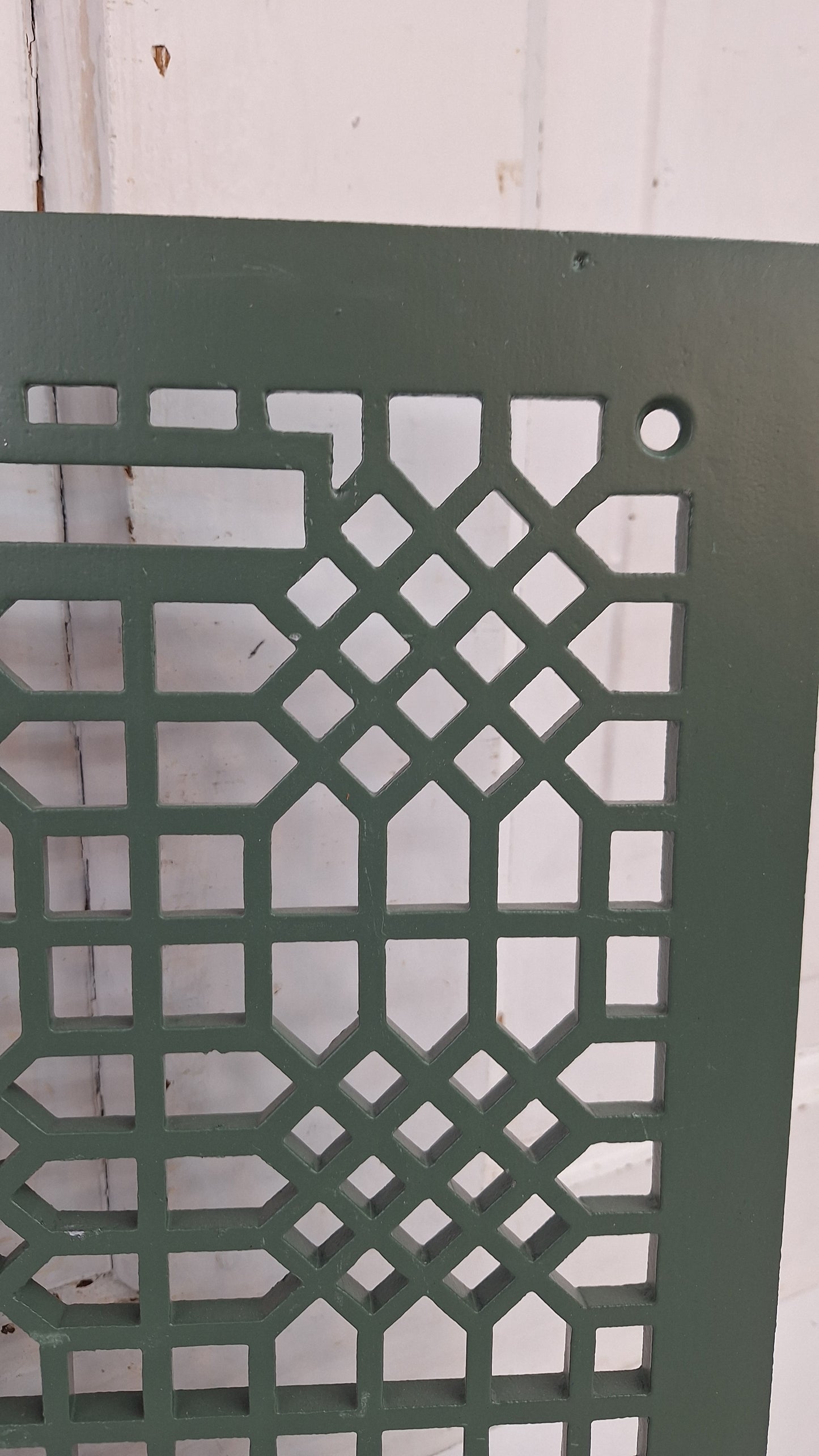 Antique Lattice Pattern 14 x 10 Ornate Floor Grate, Antique Iron Vent Cover