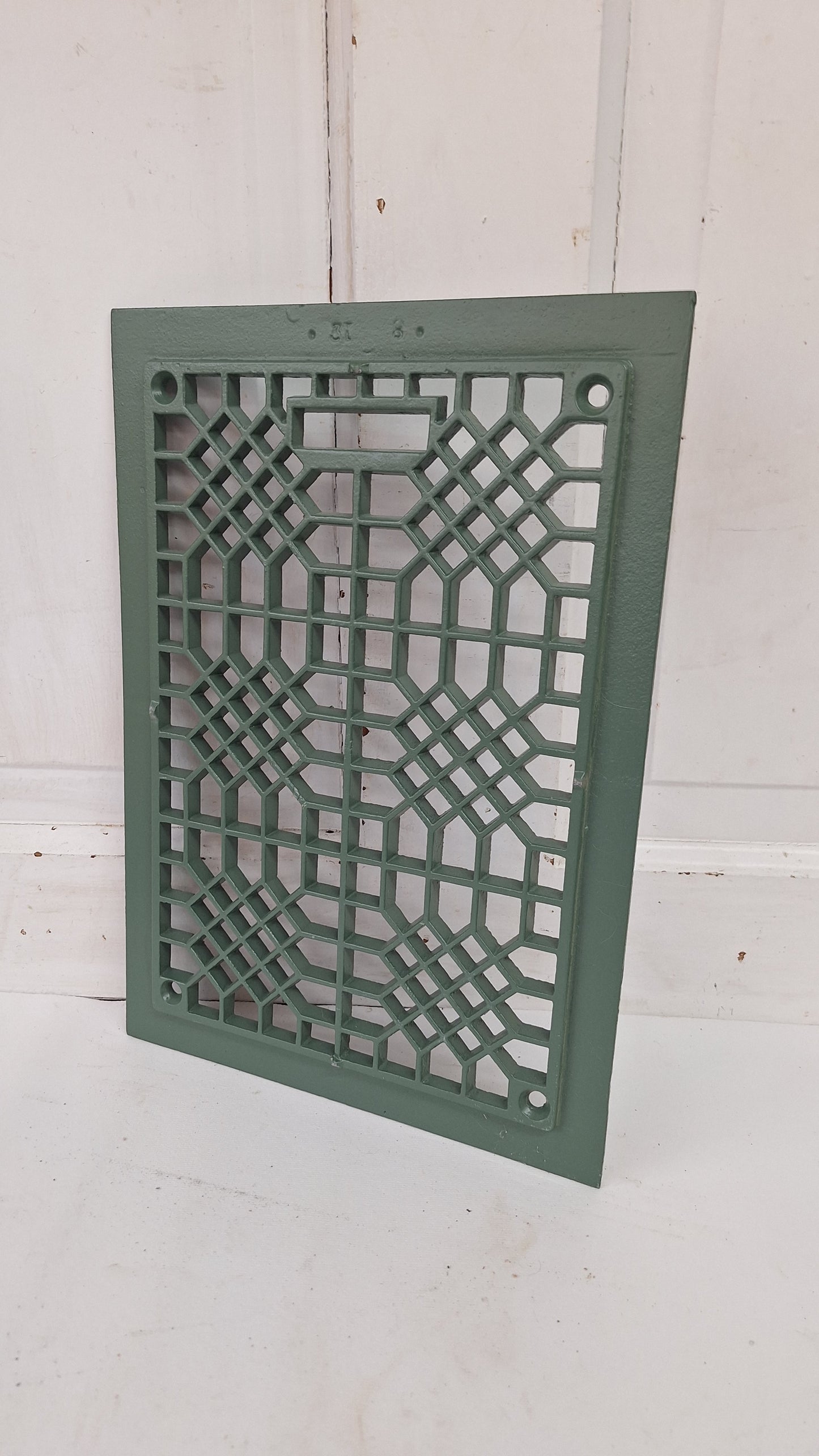 Antique Lattice Pattern 14 x 10 Ornate Floor Grate, Antique Iron Vent Cover
