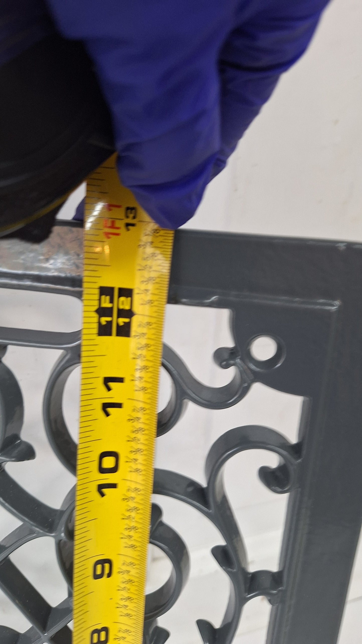 Victorian Era Iron Vent Grate Cover: Fancy Scroll Design (10 x 14 inches)