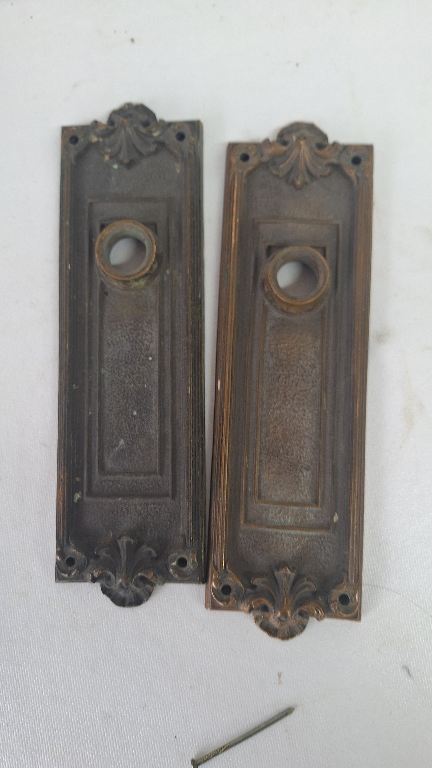 Ornate Bronze Doorknob Backplate with No Keyhole, Victorian Door Knob Escutcheon