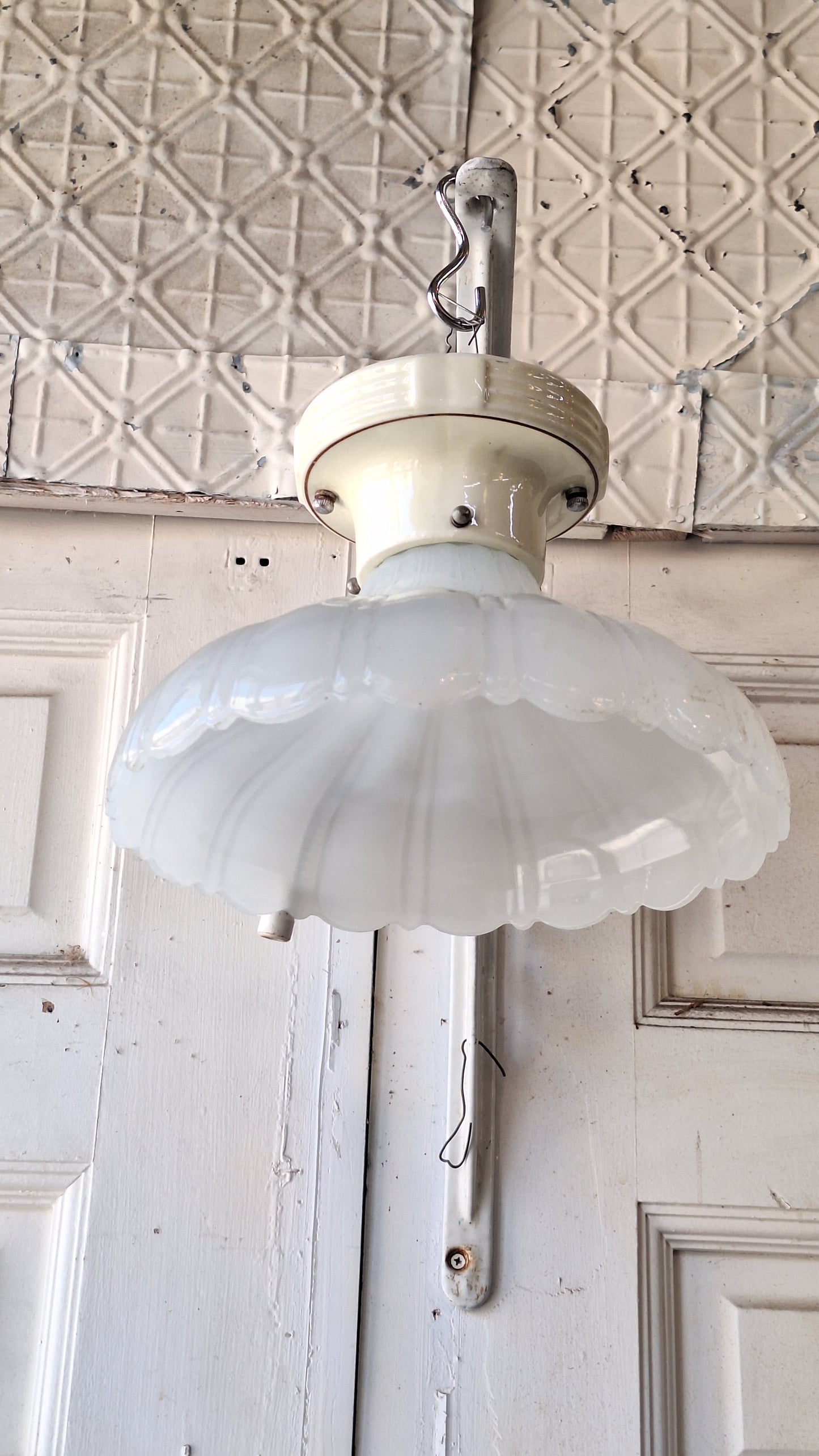 Scalloped Clam Broth Light Fixture, Vintage Pull Chain Fixture
