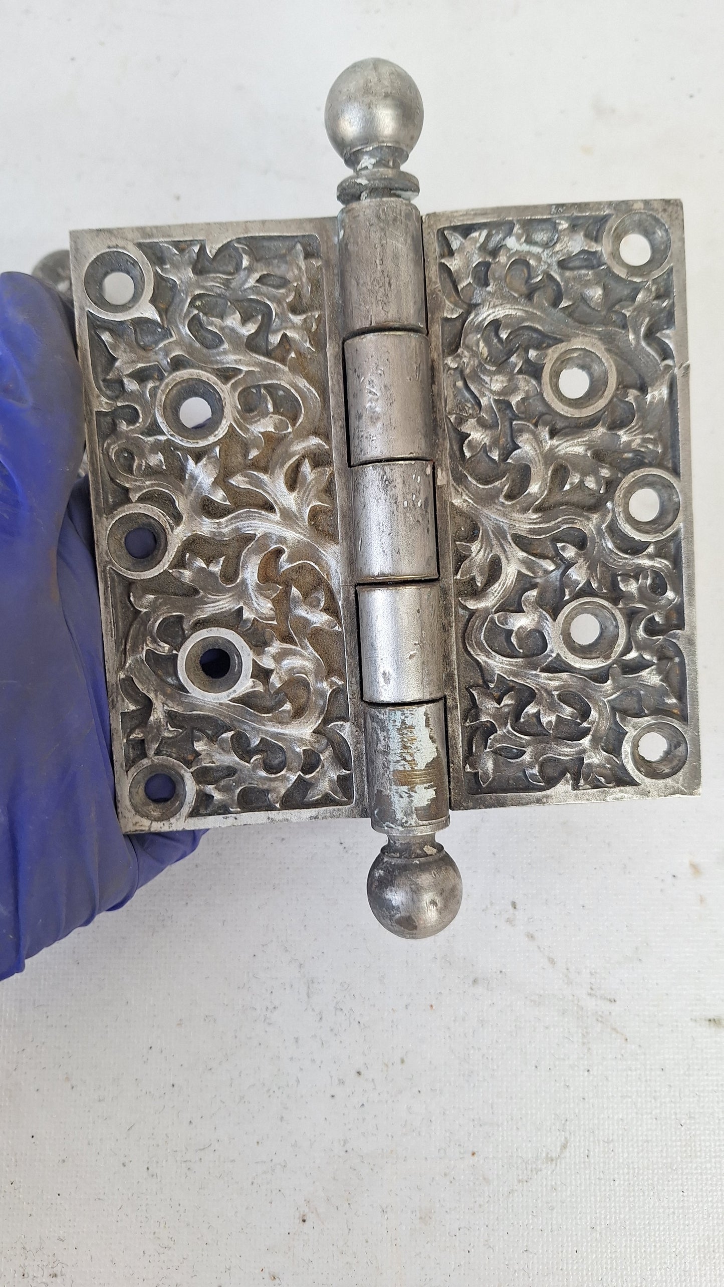 Pair of Yale Kelp Design Door Hinges, Nickel Plated Antique Door Hinges