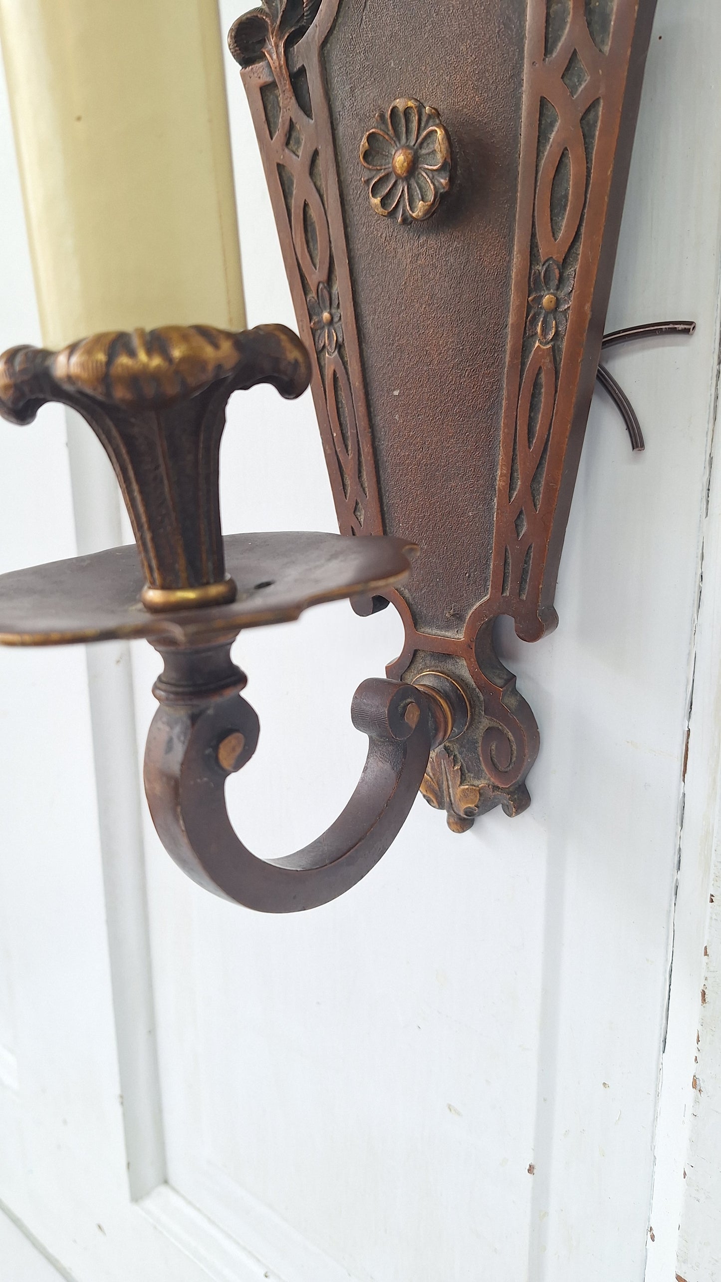 Solid Bronze Antique Wall Sconce with Flower Details