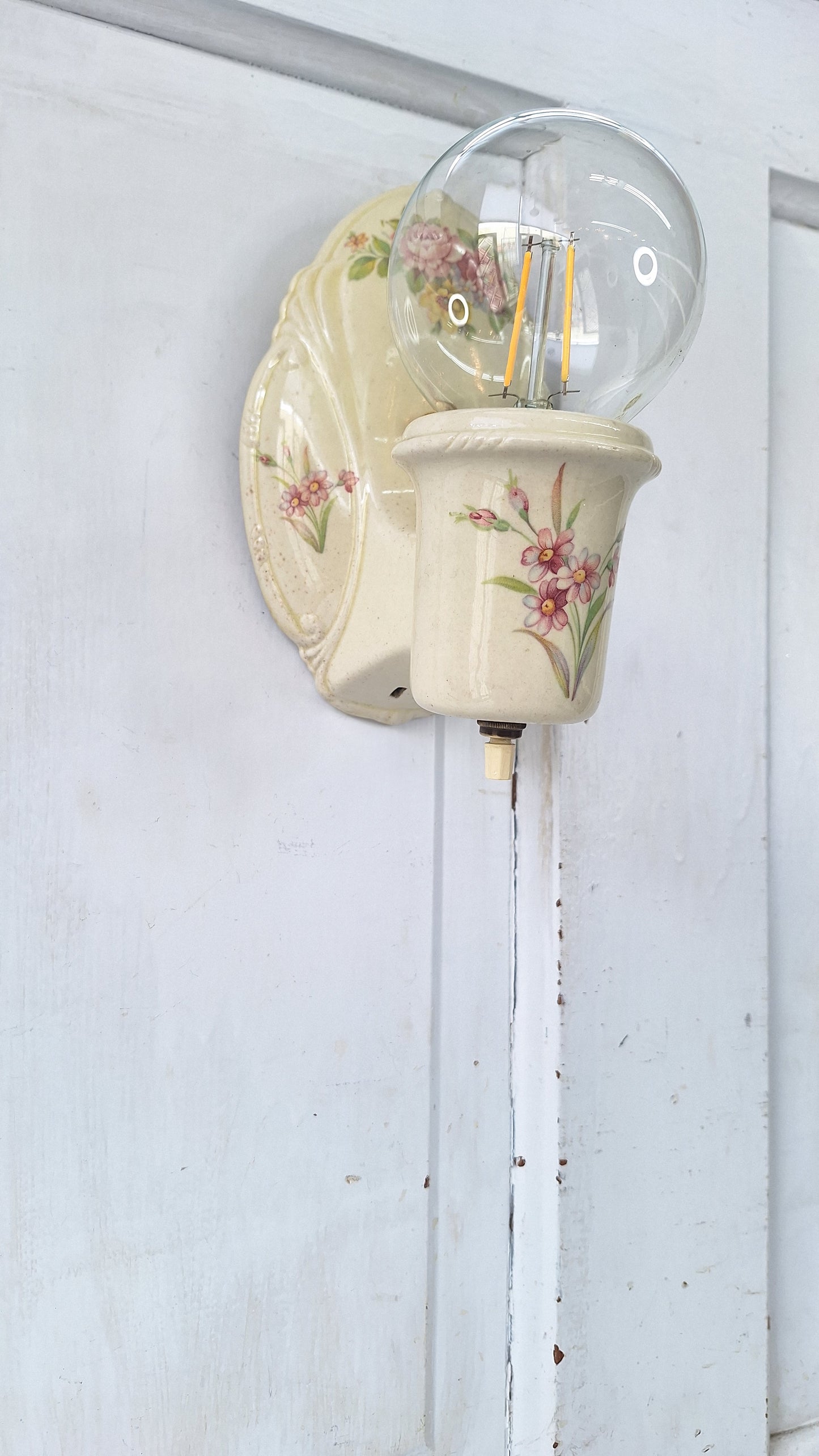 Single Vintage Porcelain Sconce, Wall Mount Light with Flower Pattern