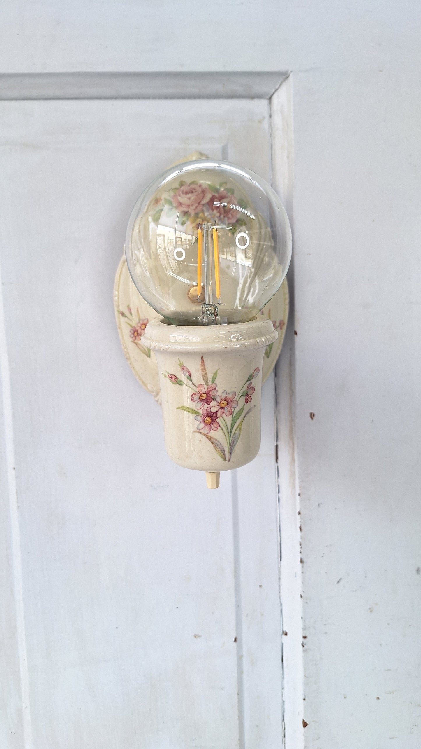 Single Vintage Porcelain Sconce, Wall Mount Light with Flower Pattern