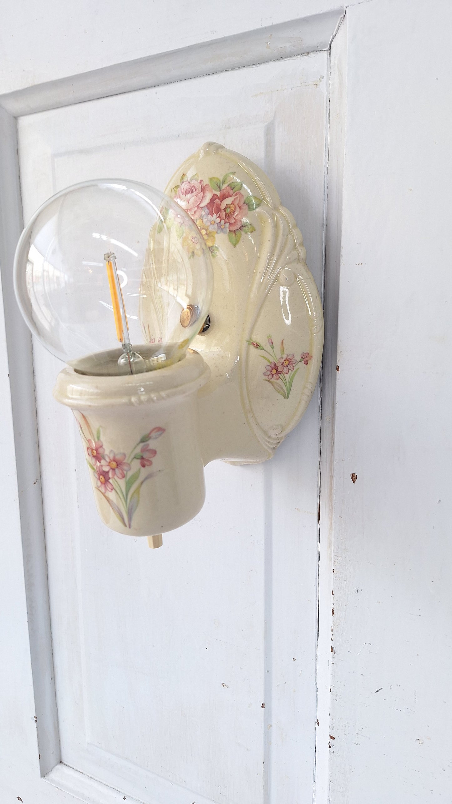 Single Vintage Porcelain Sconce, Wall Mount Light with Flower Pattern