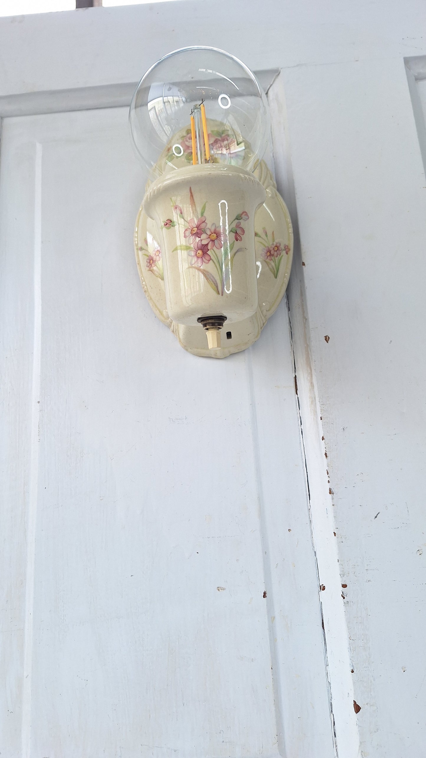 Single Vintage Porcelain Sconce, Wall Mount Light with Flower Pattern