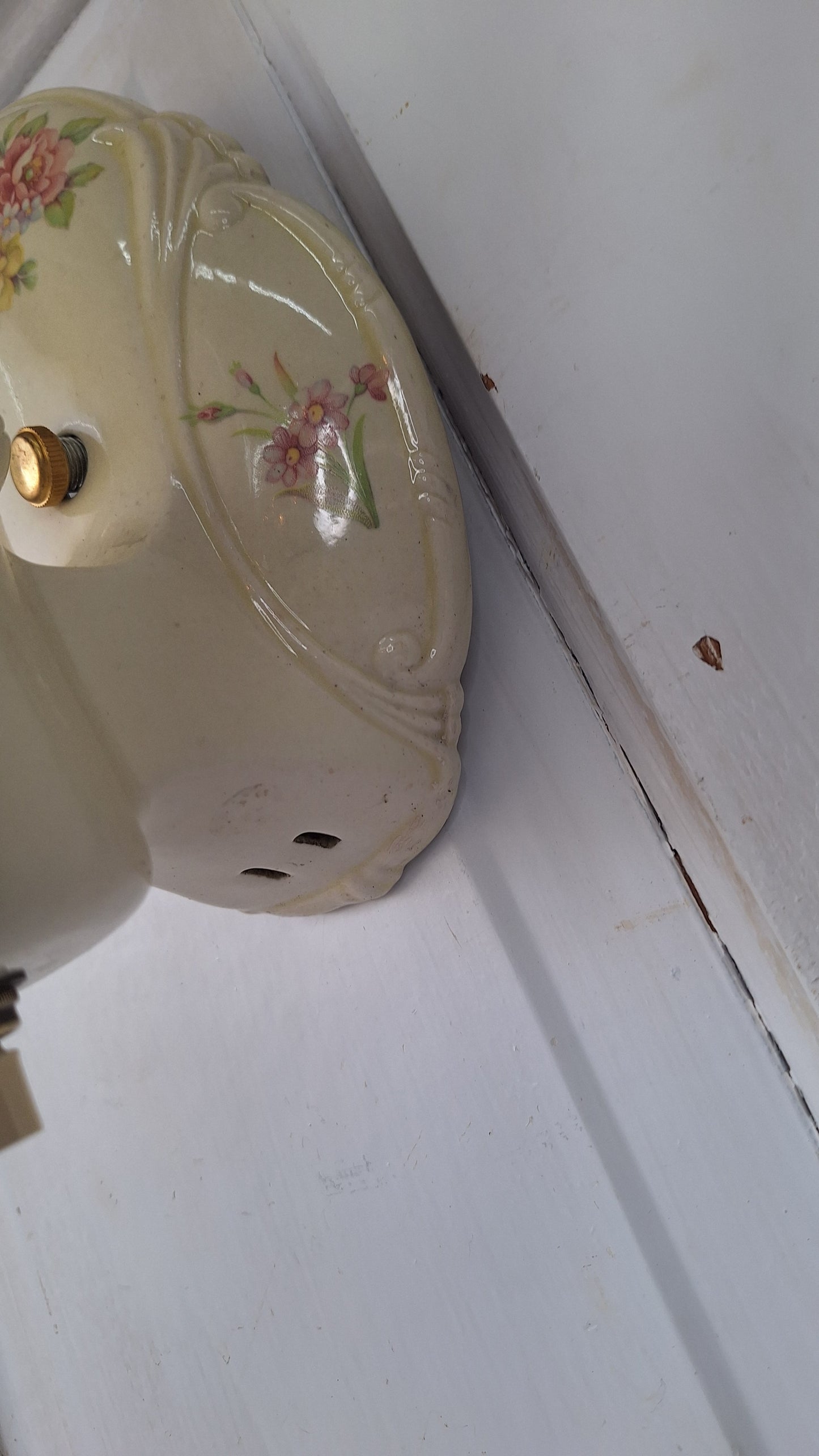 Single Vintage Porcelain Sconce, Wall Mount Light with Flower Pattern