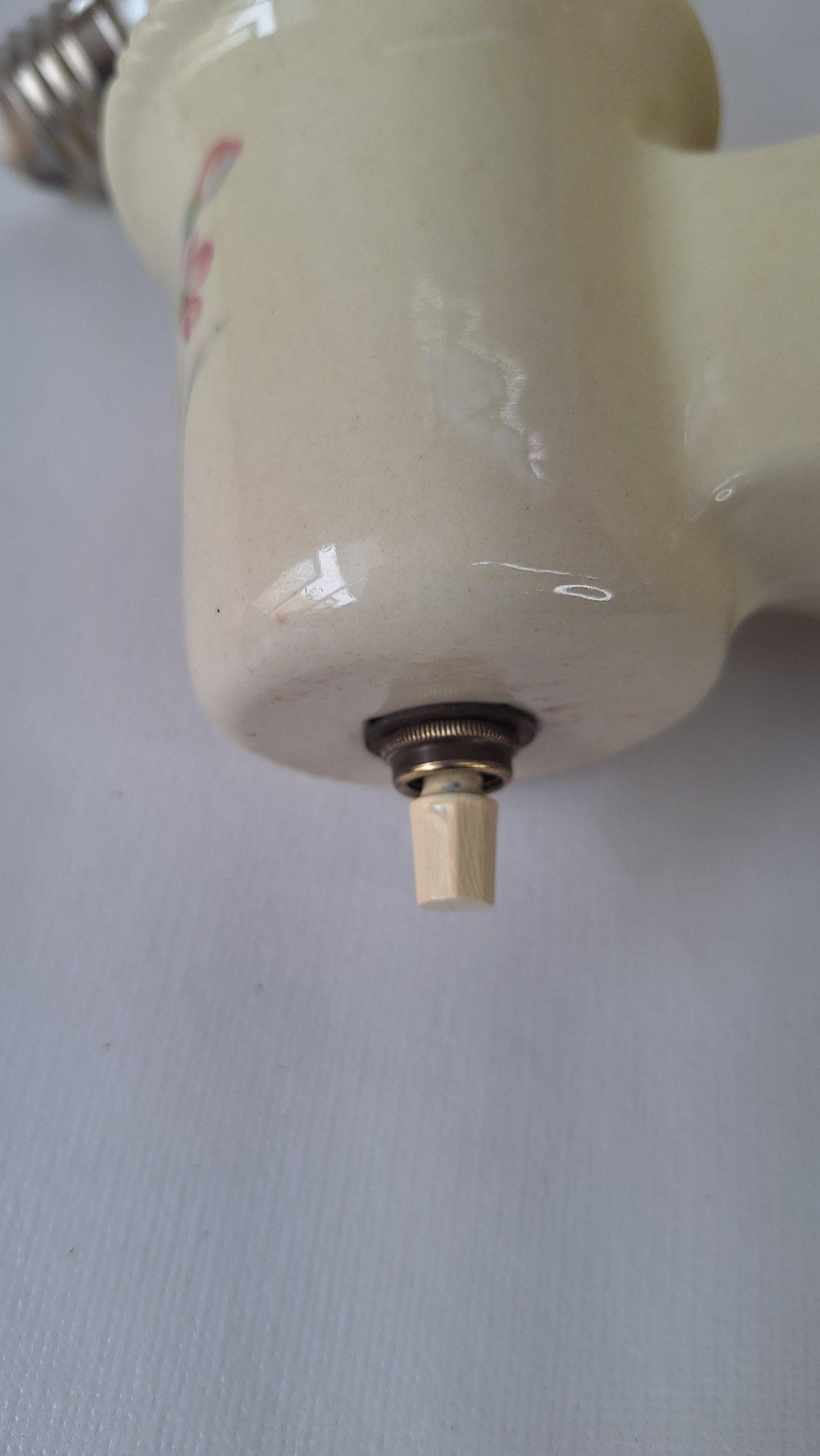 Single Vintage Porcelain Sconce, Wall Mount Light with Flower Pattern