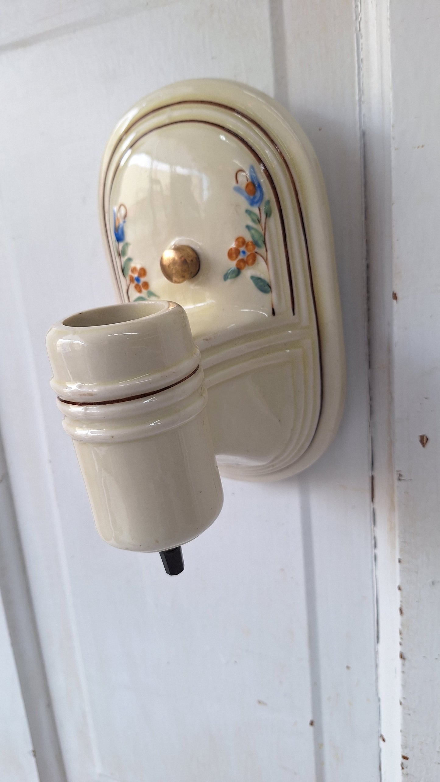 Single Vintage Porcelain Sconce, Wall Mount Light with Flower Pattern