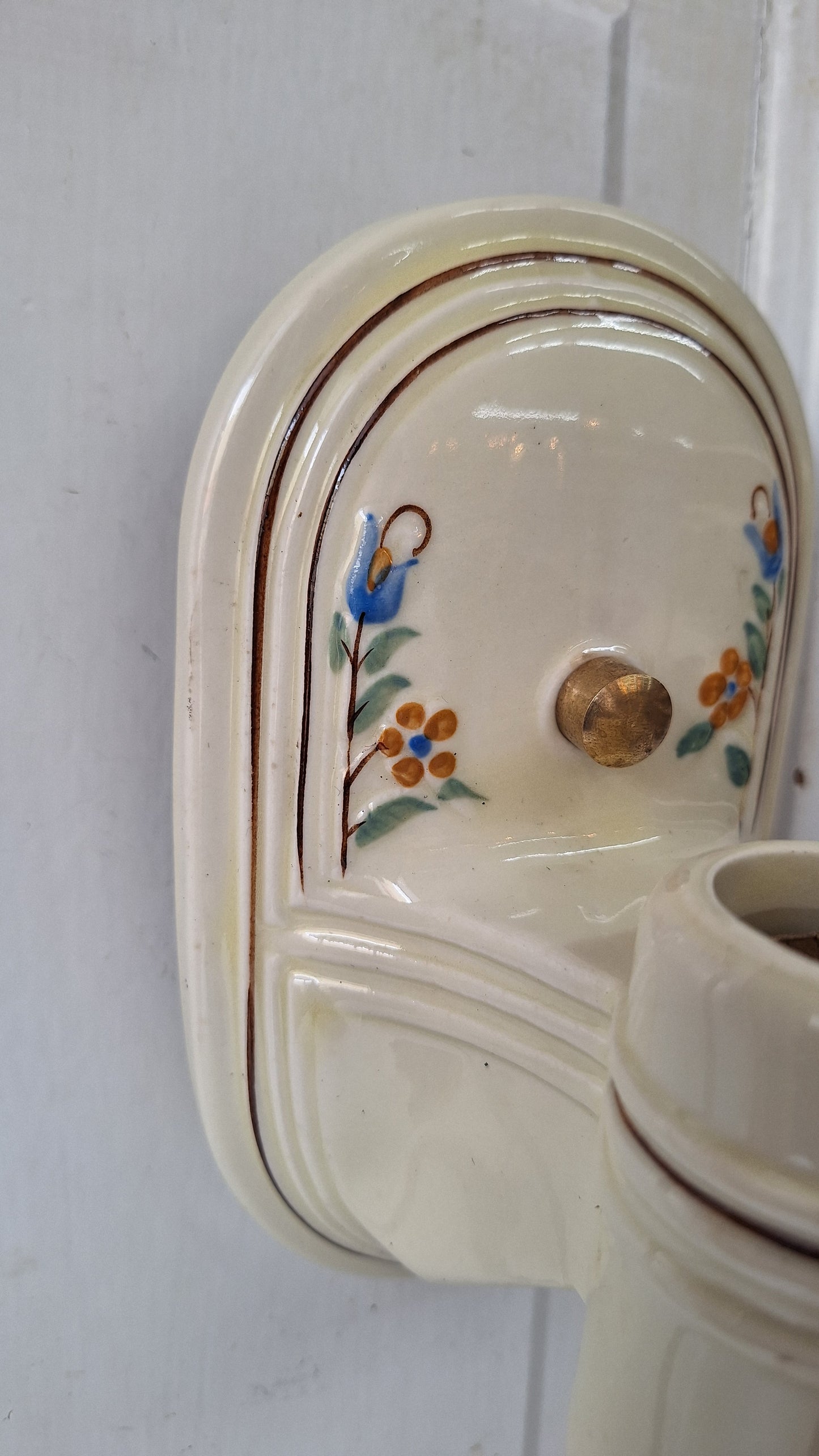 Single Vintage Porcelain Sconce, Wall Mount Light with Flower Pattern