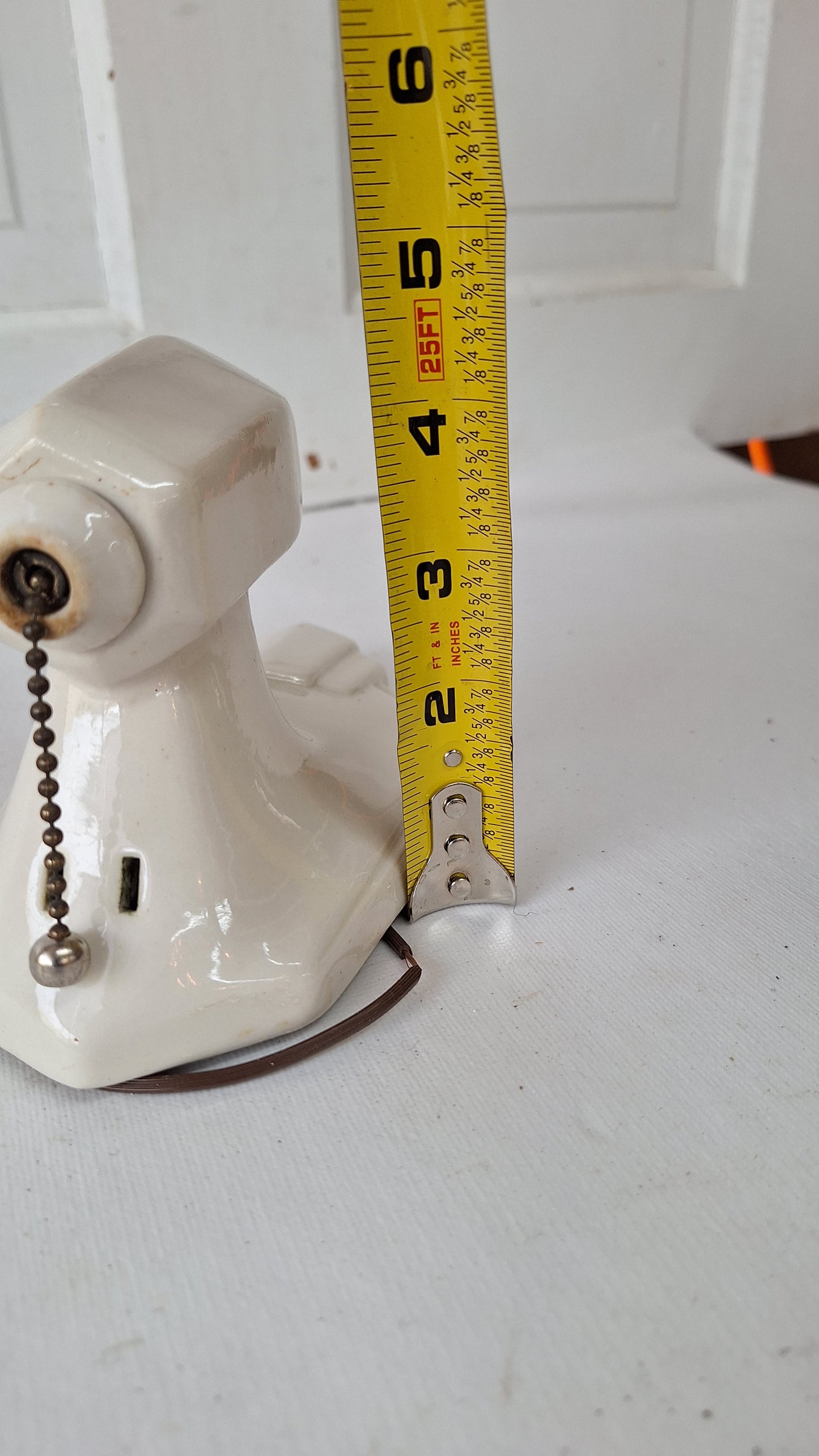Pull Chain Vintage Porcelain Bathroom Sconce, Wall Mount Light
