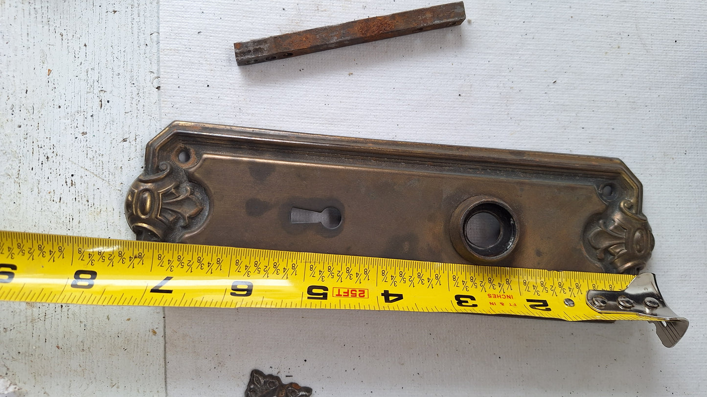 Craftsman Hardware, Deco Door Plates and Doorknob Set