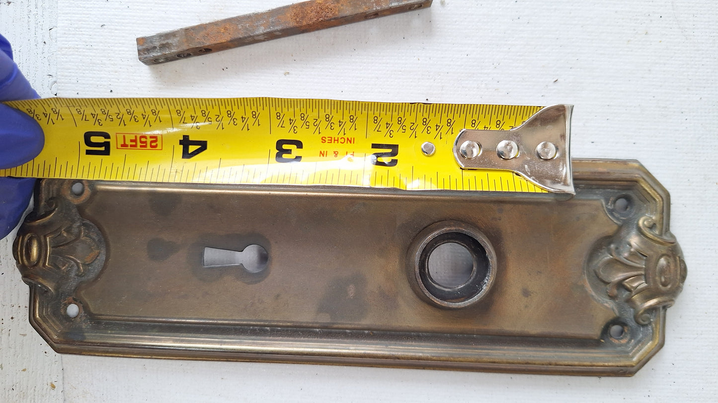 Craftsman Hardware, Deco Door Plates and Doorknob Set
