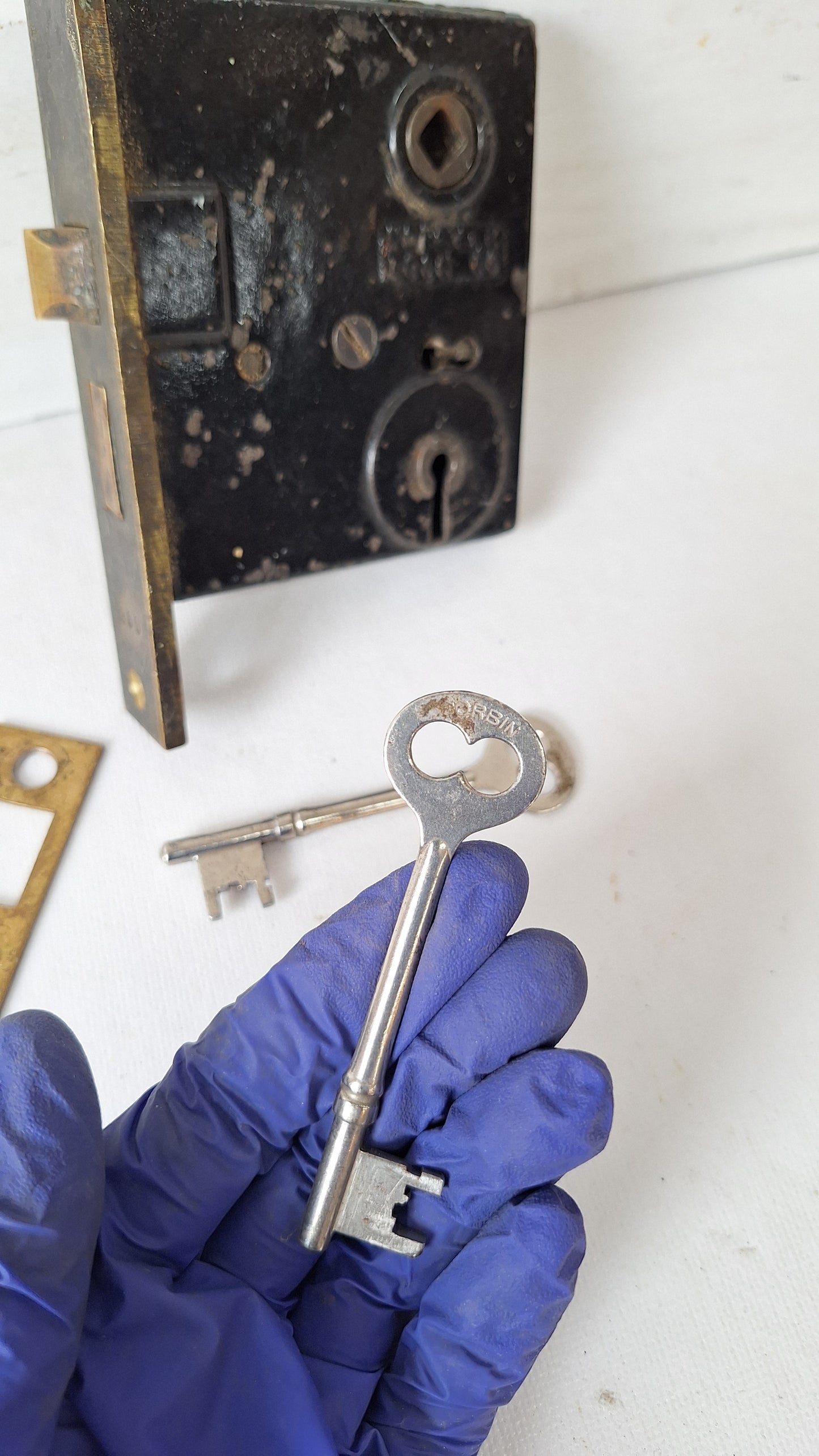 Antique Mortise Lock with Skeleton Keys, Antique Keyed Door Lock Card with Working Keys