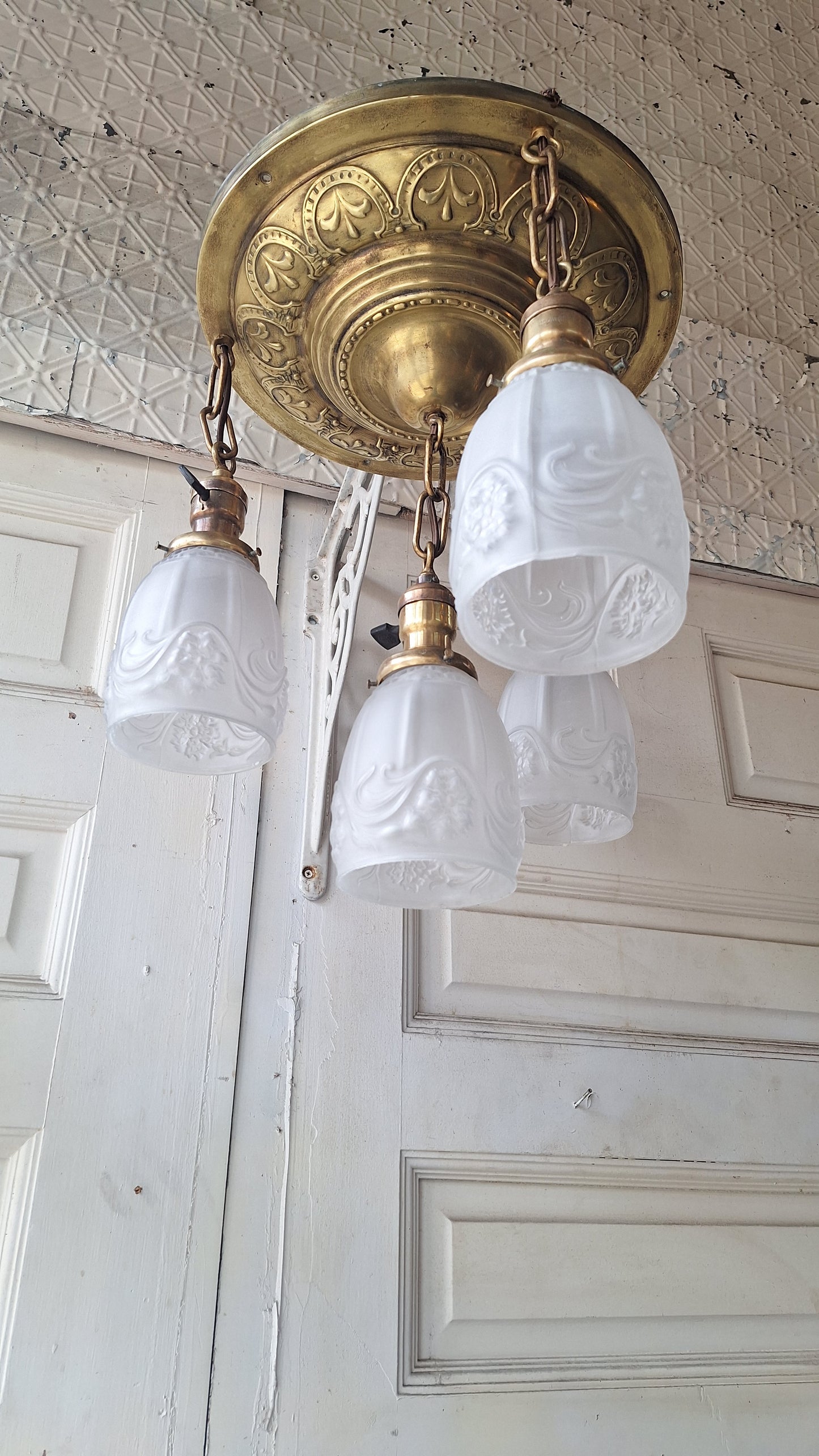 Antique Brass Pan Light: Hanging Socket Ceiling Light with Frosted Glass