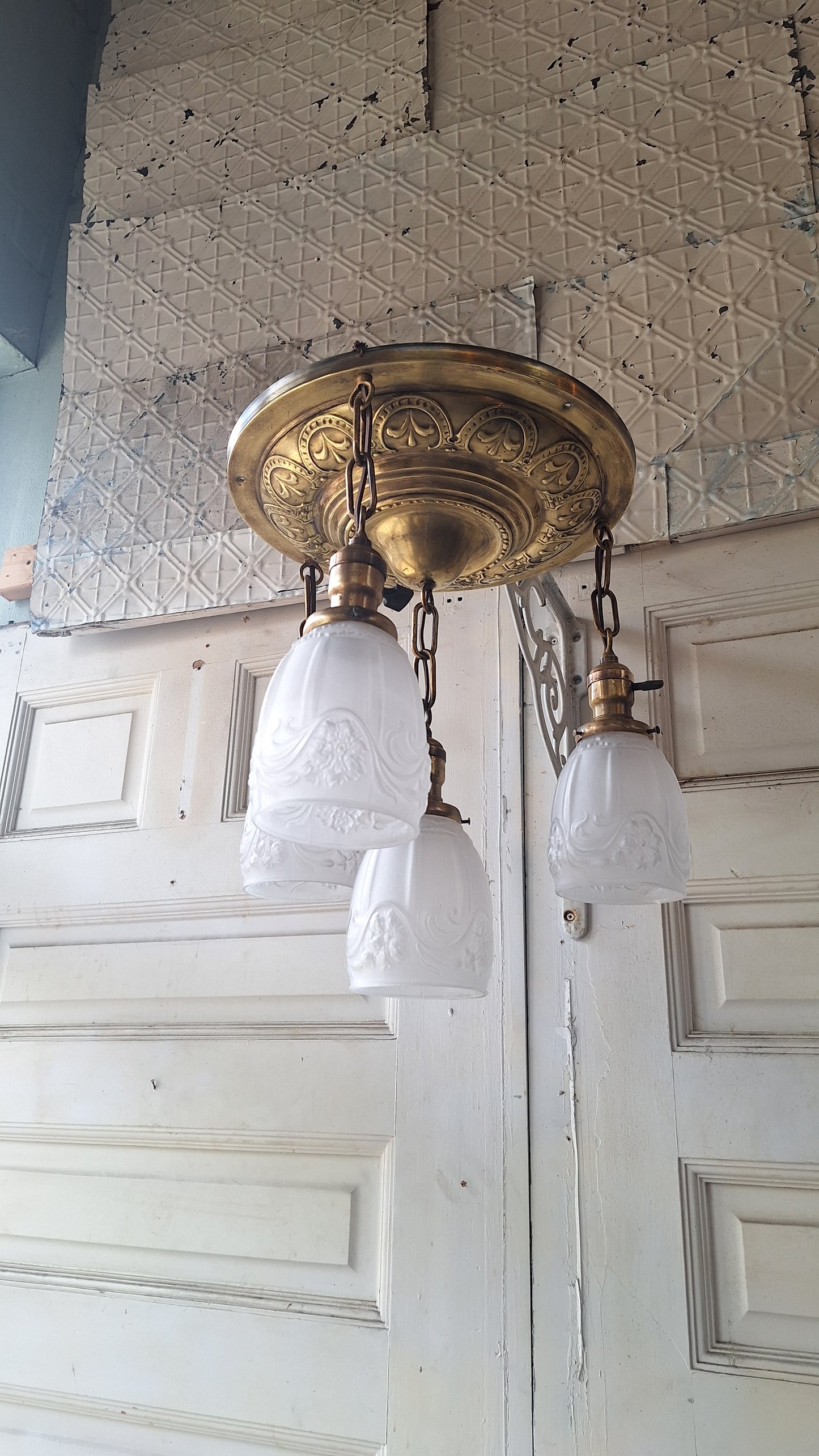 Antique Brass Pan Light: Hanging Socket Ceiling Light with Frosted Glass