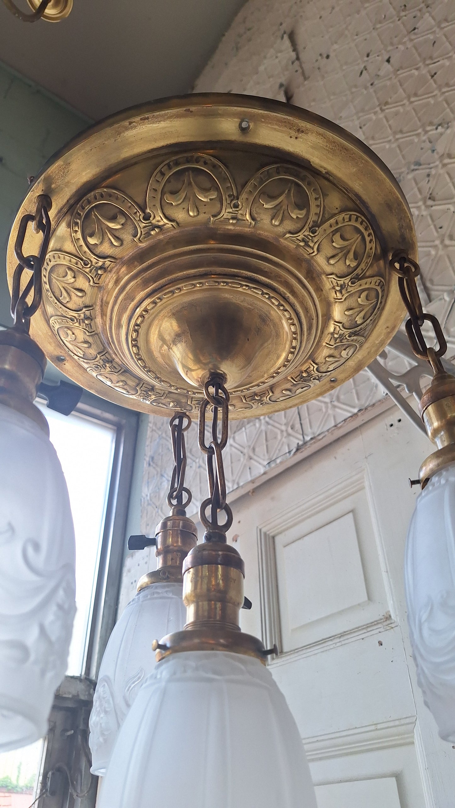 Antique Brass Pan Light: Hanging Socket Ceiling Light with Frosted Glass