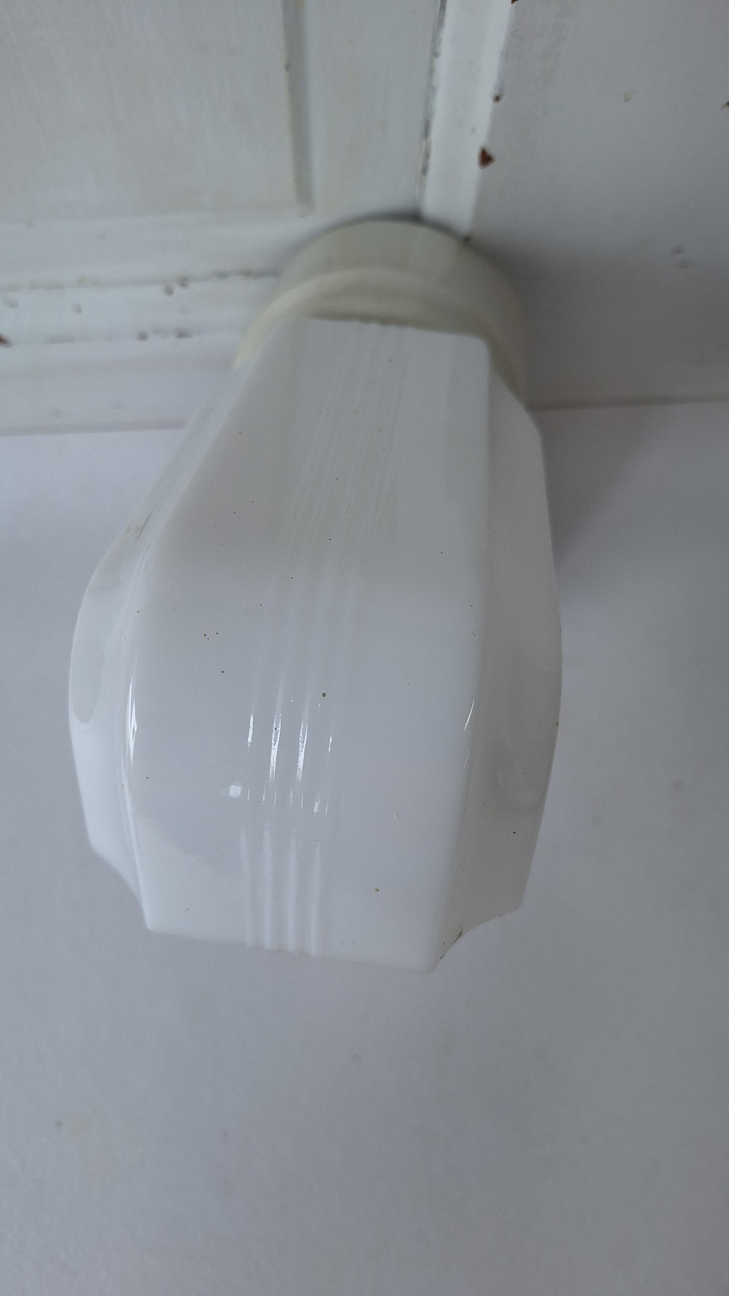 Pull Chain Switch Vintage Porcelain Bathroom Sconce, Ceramic Bathroom Vanity Light