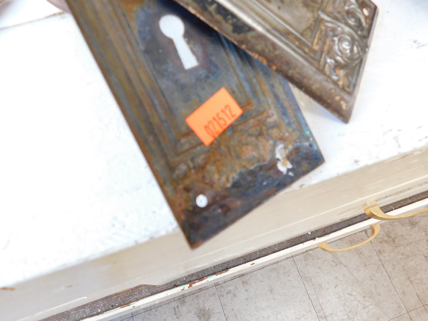 Locris Design Doorknobs and Plate Set, Antique Flower Design Bronze Door Hardware 021512