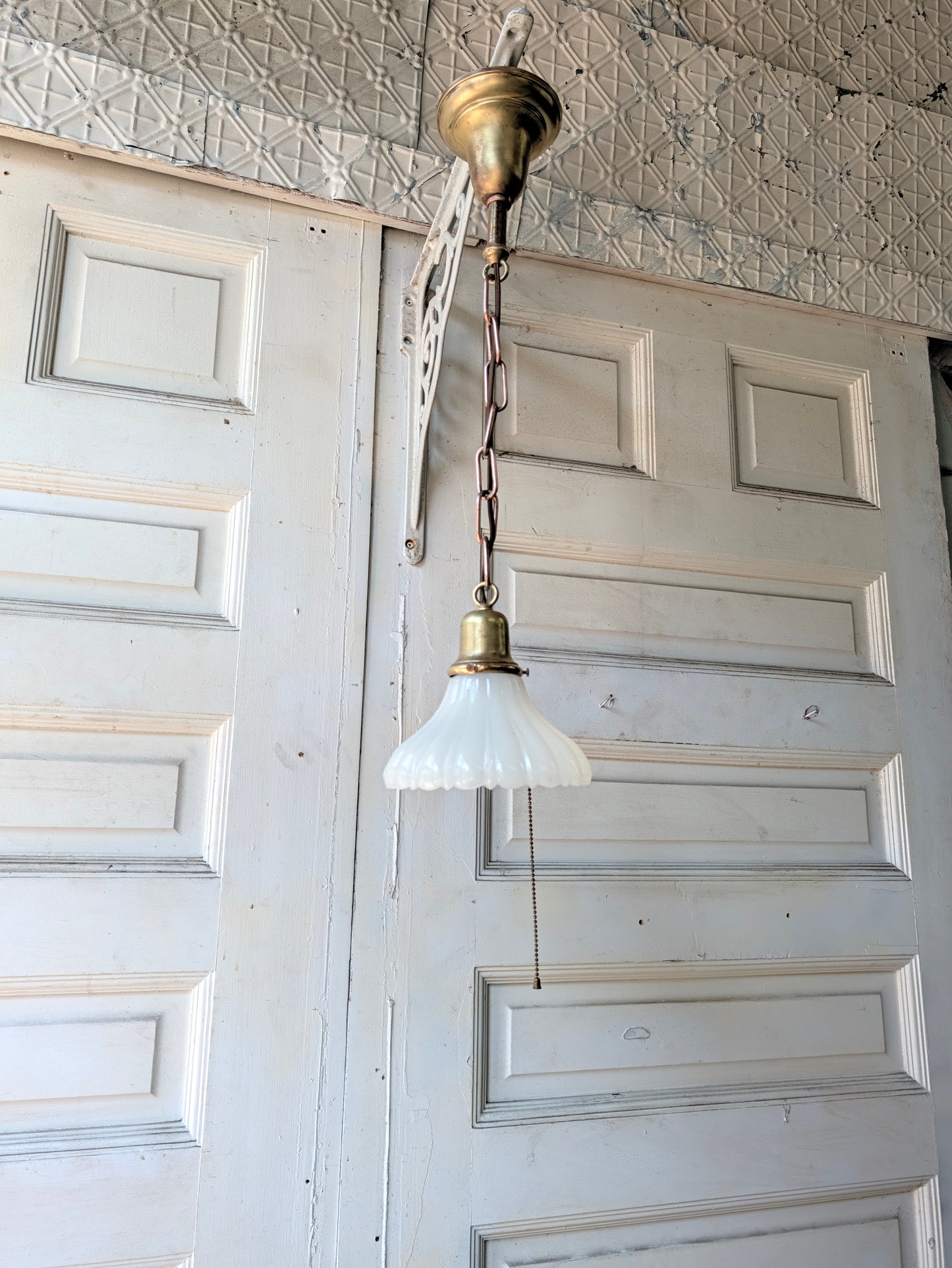 Scalloped Clam Broth Glass Light Fixture, Vintage Pull Chain Fixture