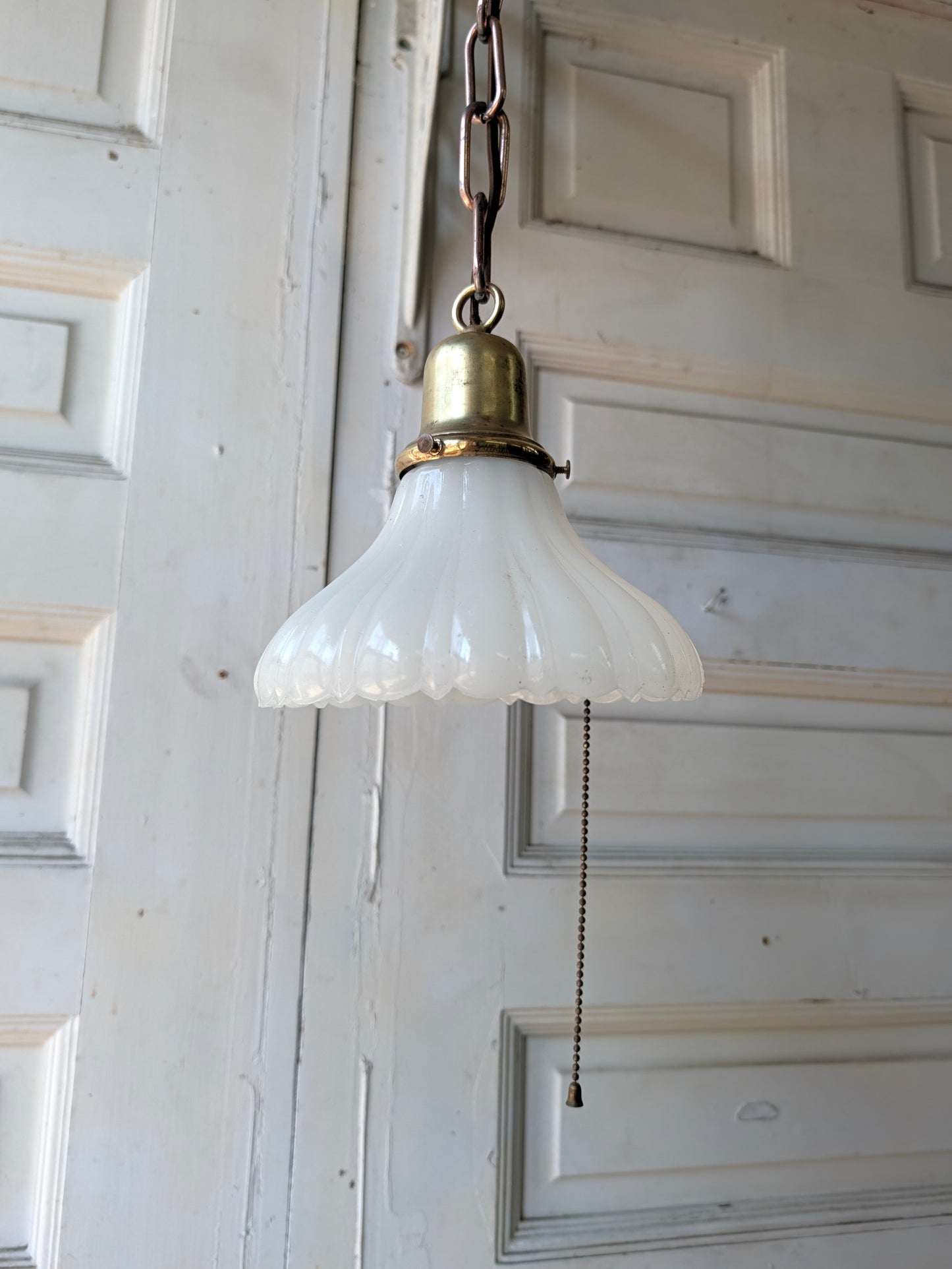 Scalloped Clam Broth Glass Light Fixture, Vintage Pull Chain Fixture