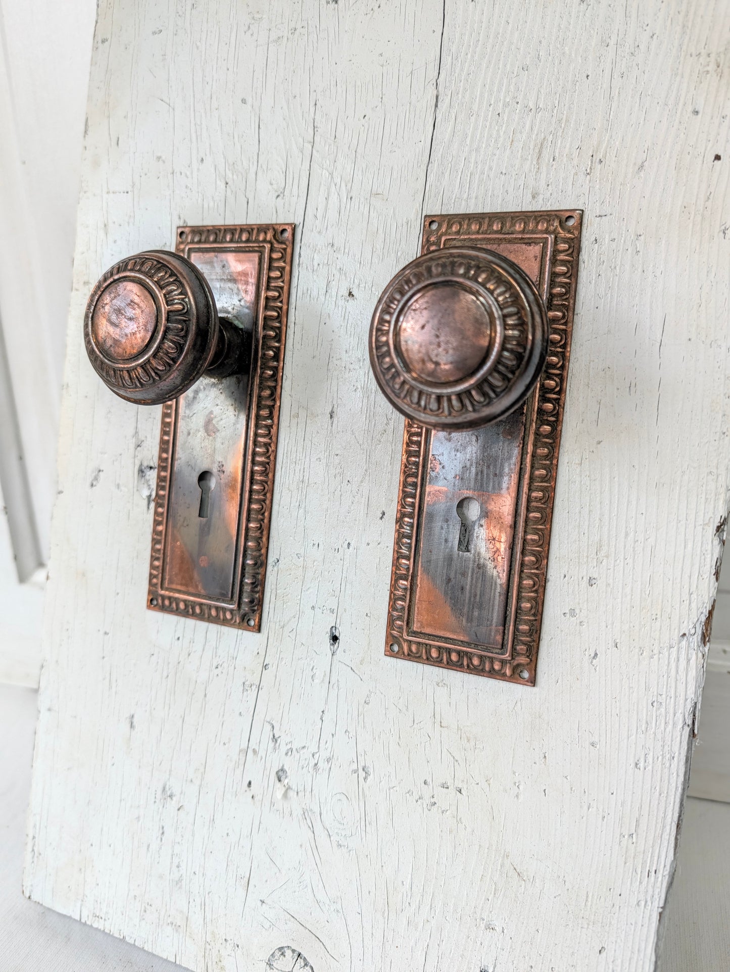 Copper Plated Doorknob and Plate Set, Egg Dart Pattern Knobs and Backplate