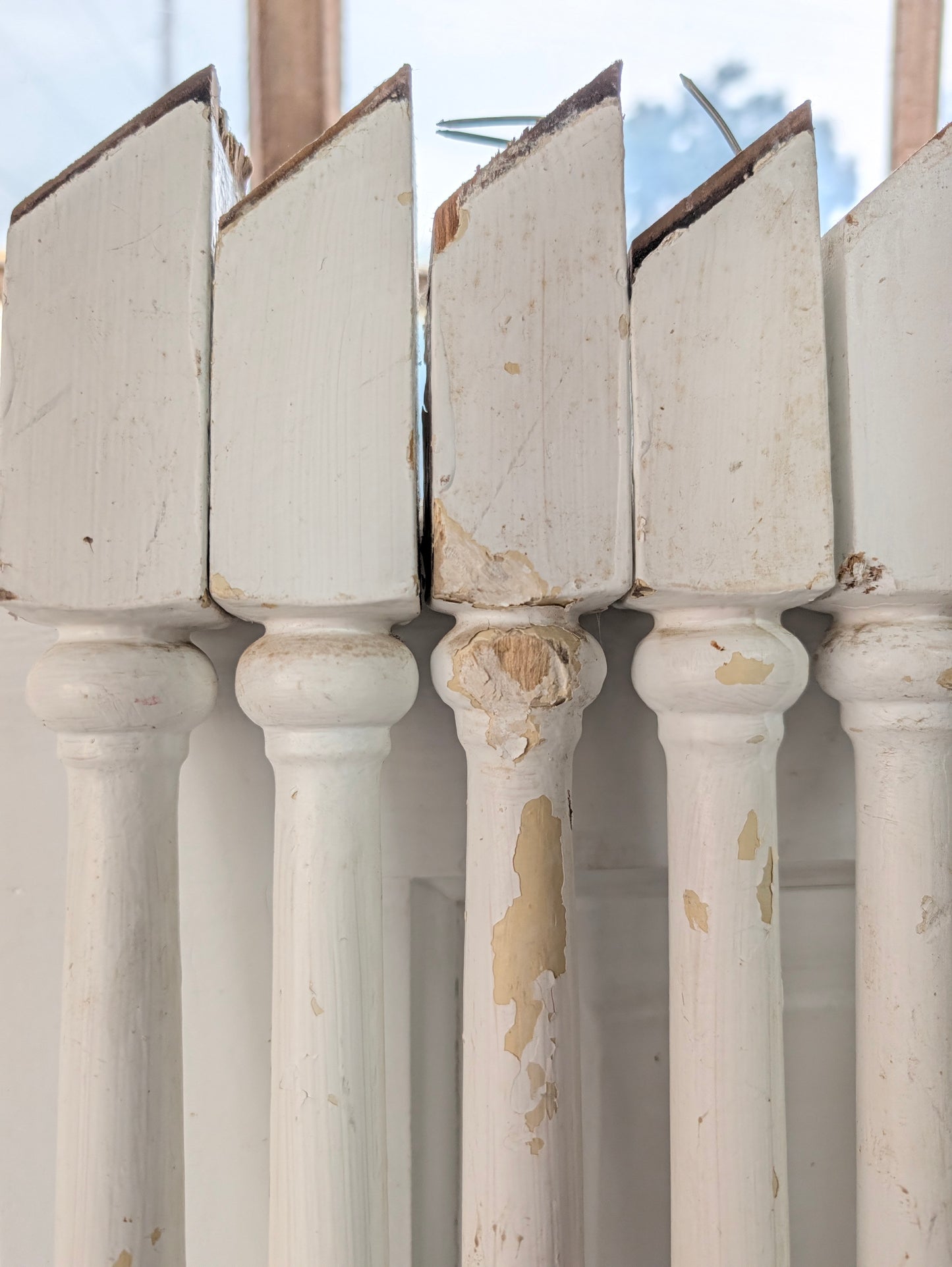 Set of 17 Antique Spindles, 17 Old Turned Wood Stair Balusters