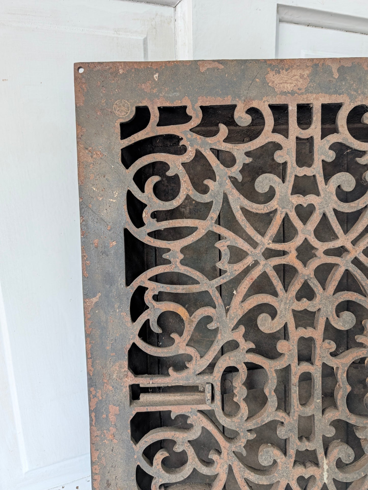 14 x 21 Antique Working Large Cast Iron Vent Cover with Ornate Design