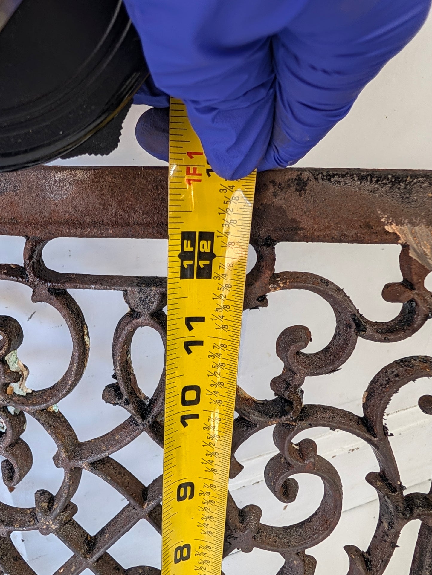 10 x 14 Scroll Design Vent Cover, Vintage Cast Iron Register