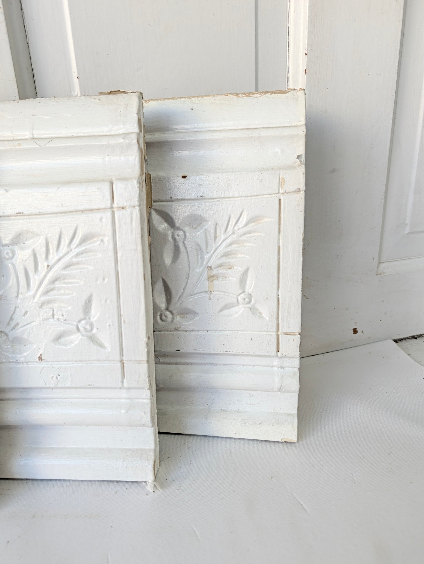 Four Antique Spoon-Carved Wood Plinth Blocks, Wood Trim Rosettes