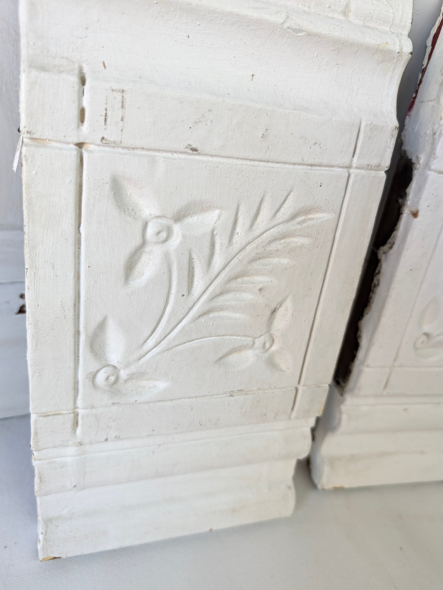 Pair of Antique Spoon-Carved Wood Plinth Blocks, Wood Trim Rosettes